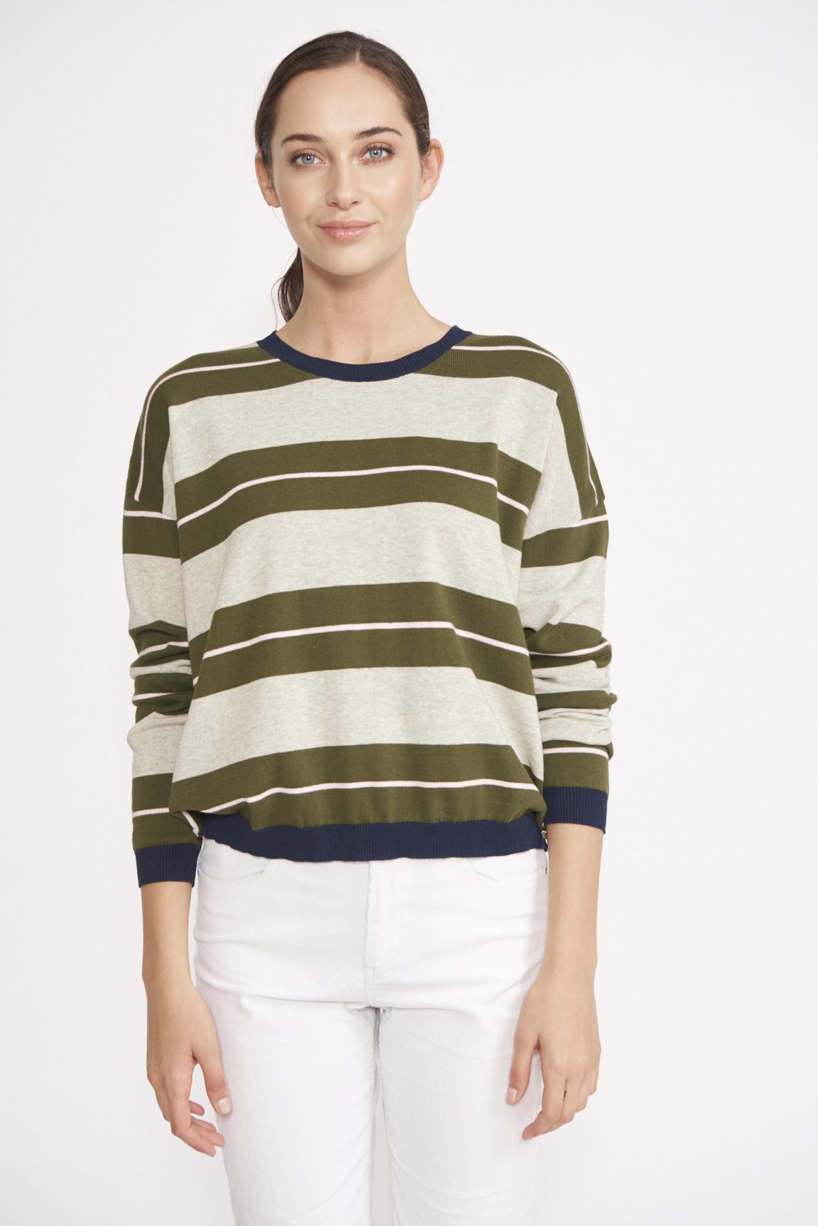 Big Ben Sweater Dove - Cozy Knit Pullover for Women & Men | Perfect for Winter, Fall & Christmas Outfits | Office, Date Night & Holiday Party Wear