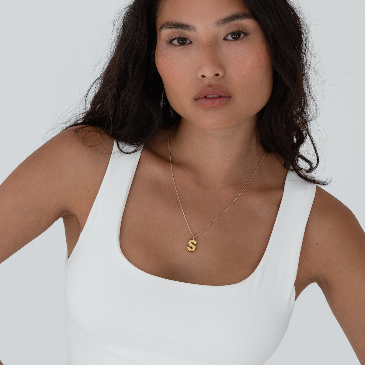 Helium Initial Necklace - Personalized Name Necklace for Women, Custom Letter Pendant Jewelry - Perfect for Gifts, Anniversaries, and Everyday Wear