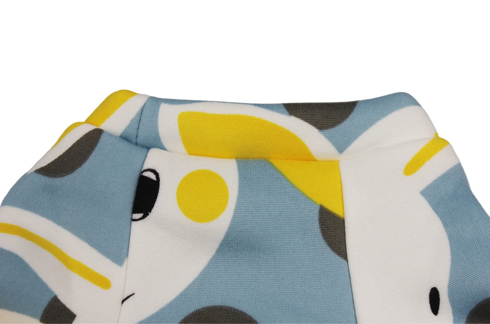 **Cartoon Rabbit Pattern Cotton Dog Shirt - Breathable Pet T-Shirt for Puppies & Cats (Small Size) - Perfect for Daily Walks & Indoor Playtime**
