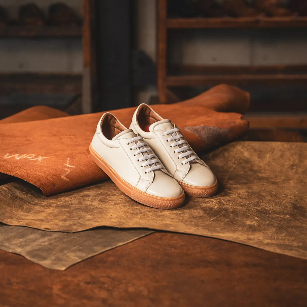 CHEADLE / OFF WHITE - Premium Streetwear Fashion for Men & Women | Trendy Urban Outfits for Casual Wear, Street Style & Hip-Hop Fashion