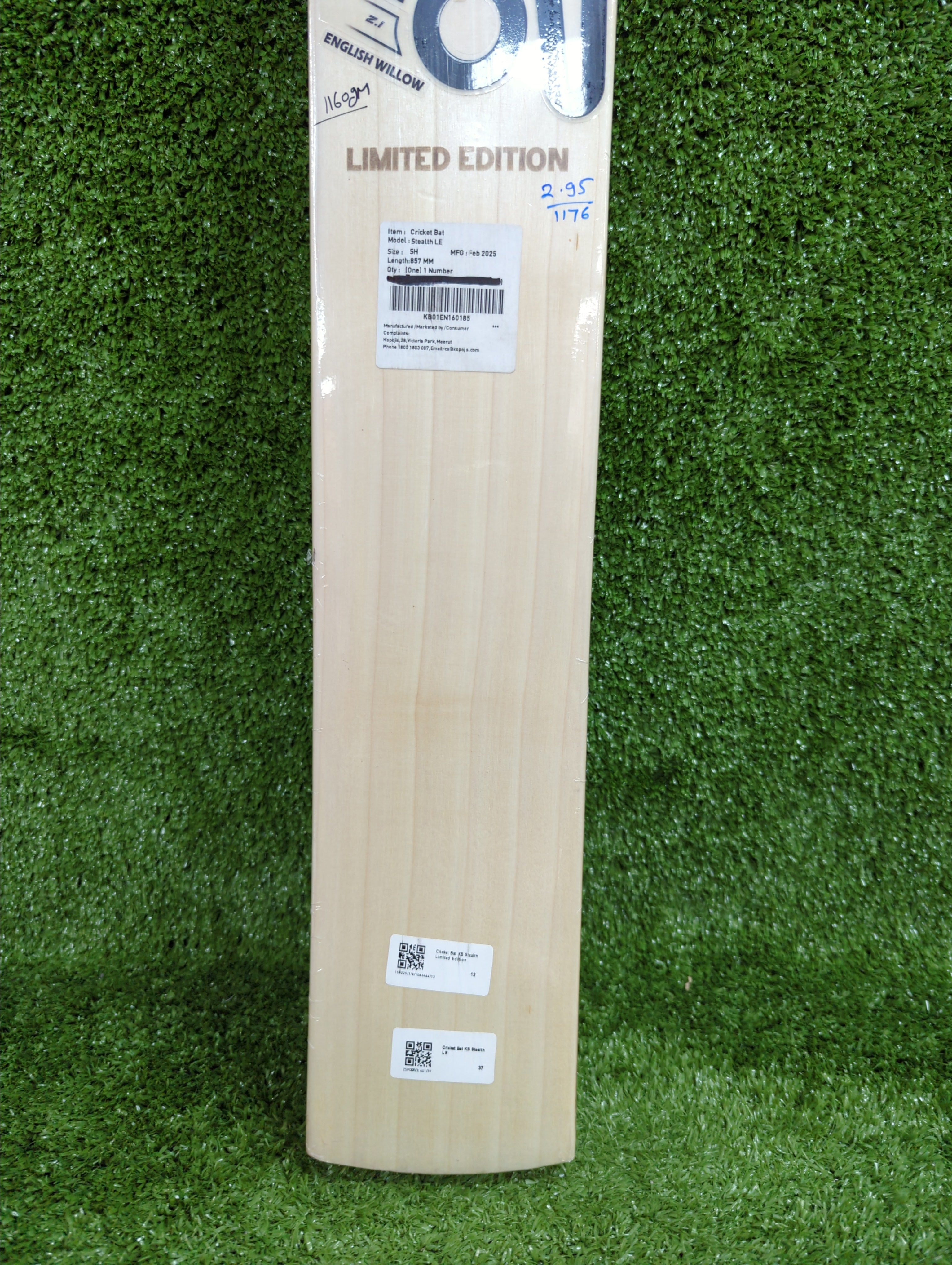 Kookaburra Stealth 2.1 Limited Edition English Willow Cricket Bat - Premium Cricket Equipment for Professional Players & Enthusiasts - Perfect for Matches, Training & Club Play