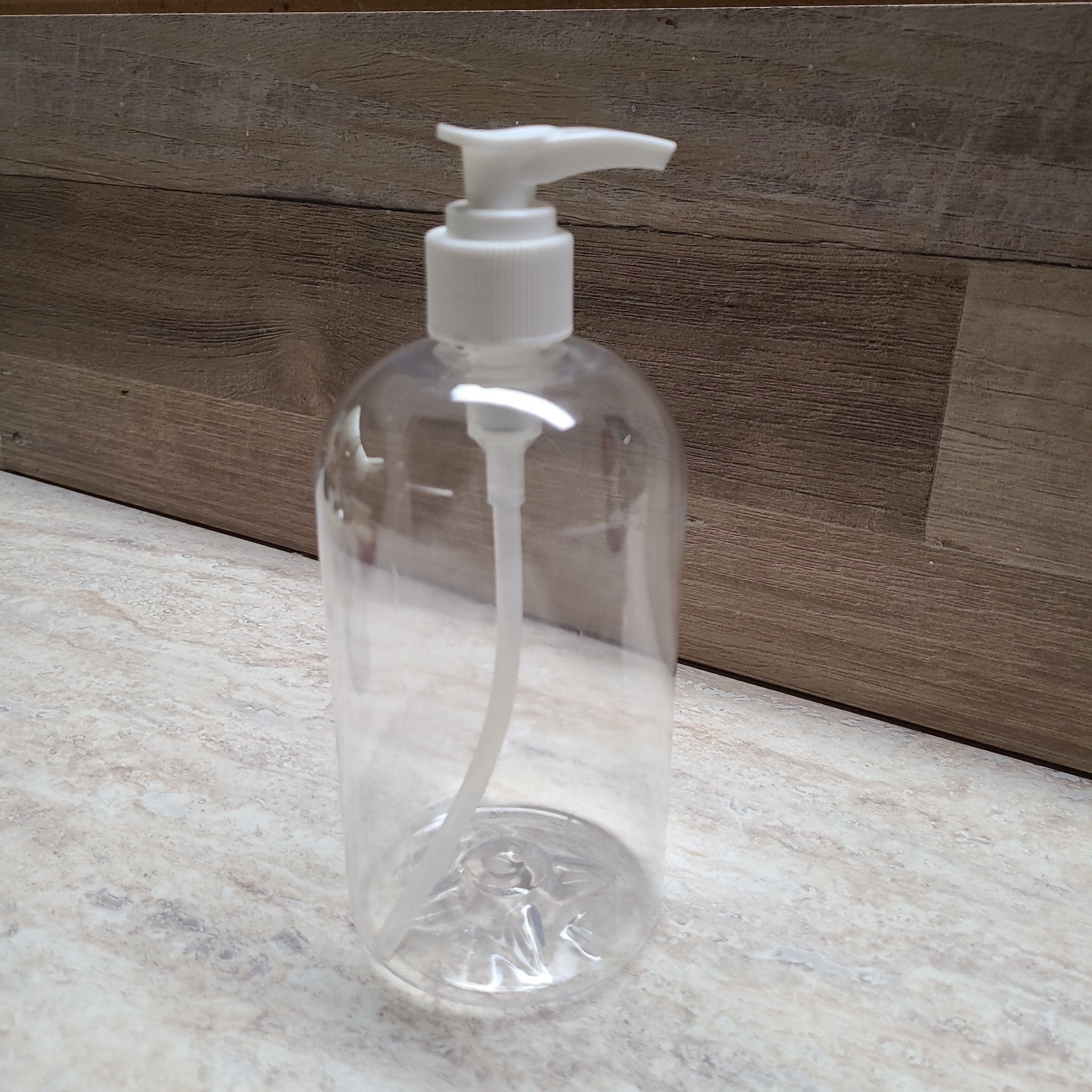 500ml Clear Plastic Pump Bottle for Lotion, Essential Oils & Liquid Soap - Refillable & Leak-Proof Dispenser for Home, Travel & Salon Use