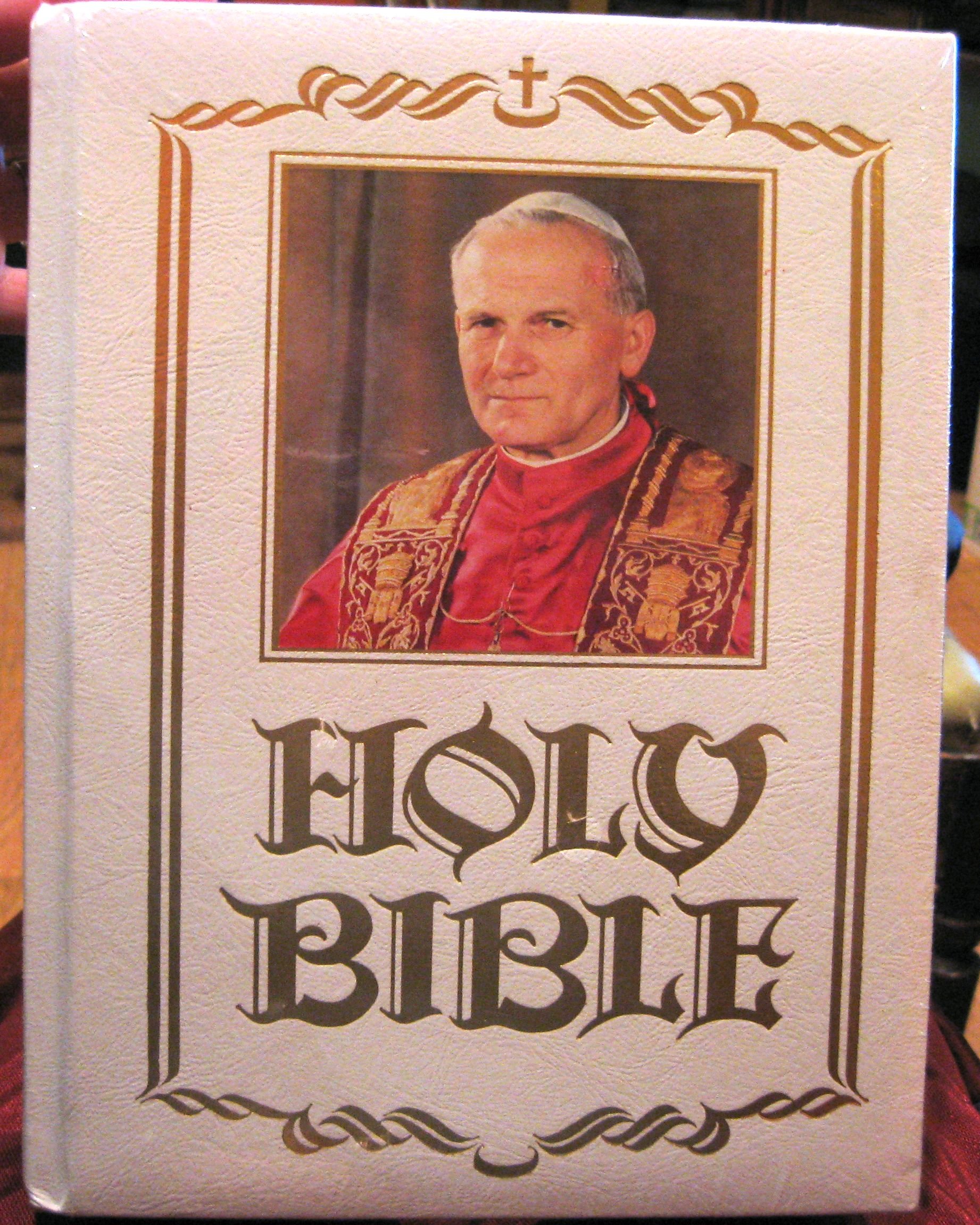 HOLY BIBLE - Pope John Paul II Edition | Catholic Bible with Study Notes | Perfect for Worship, Bible Study & Gift Giving