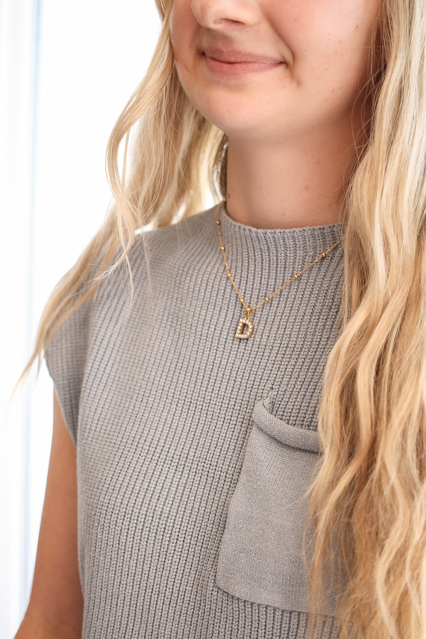 Personalized Pearl Initial Necklace - Elegant Monogram Jewelry Gift for Women - Perfect for Birthdays, Anniversaries & Special Occasions