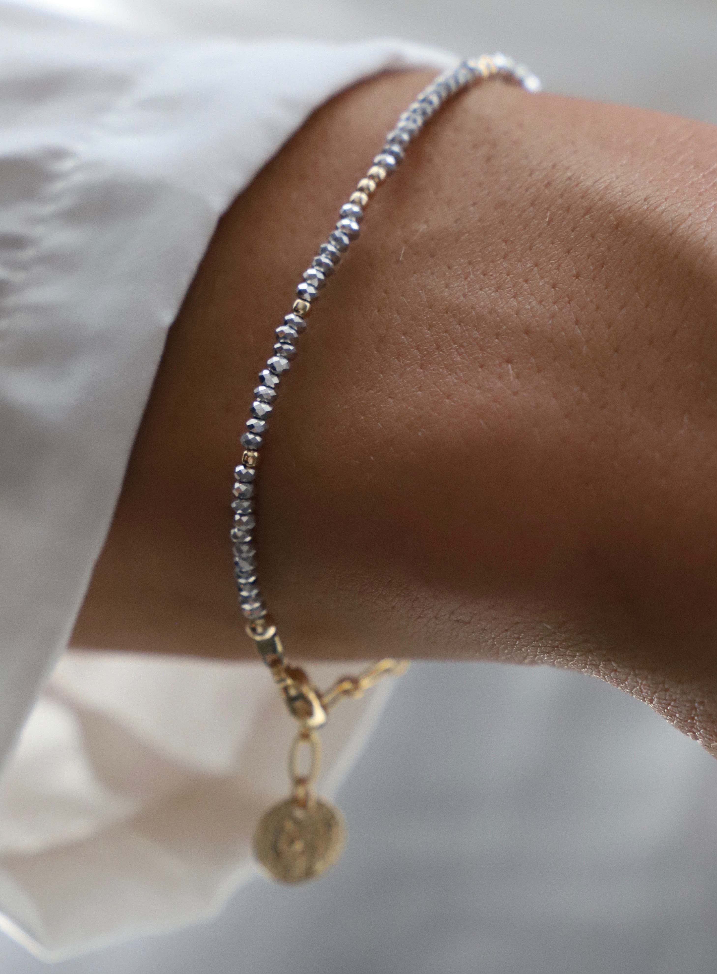 Petite Crystal Bracelet for Women - Elegant & Dainty Jewelry Gift for Her - Perfect for Parties, Weddings & Everyday Wear