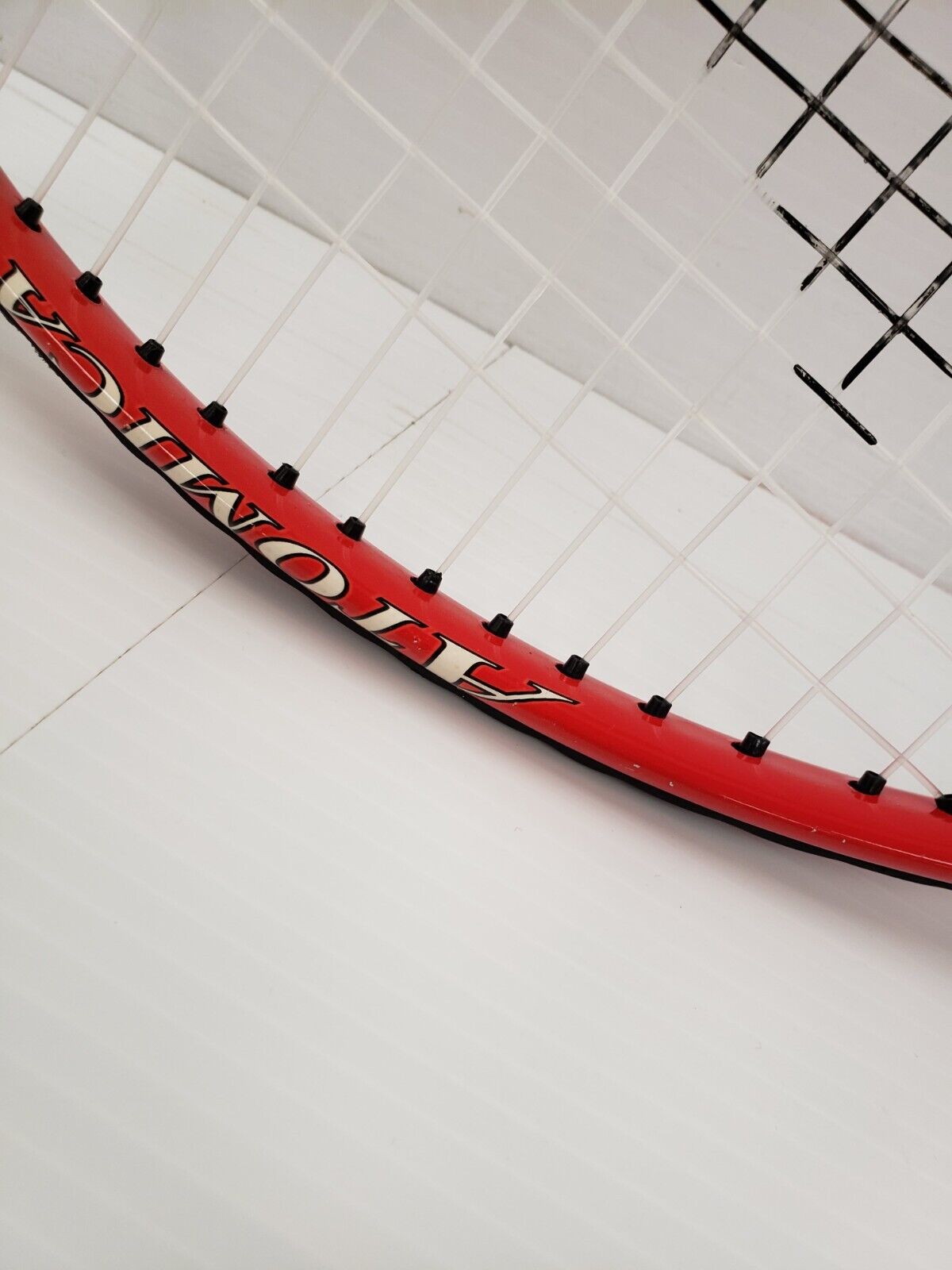 Atomic Tennis Racket - Professional Grade Tennis Racket for Men & Women - Lightweight & Durable for Competitive Play & Training - Perfect for Court Matches, Club Play & Backyard Practice
