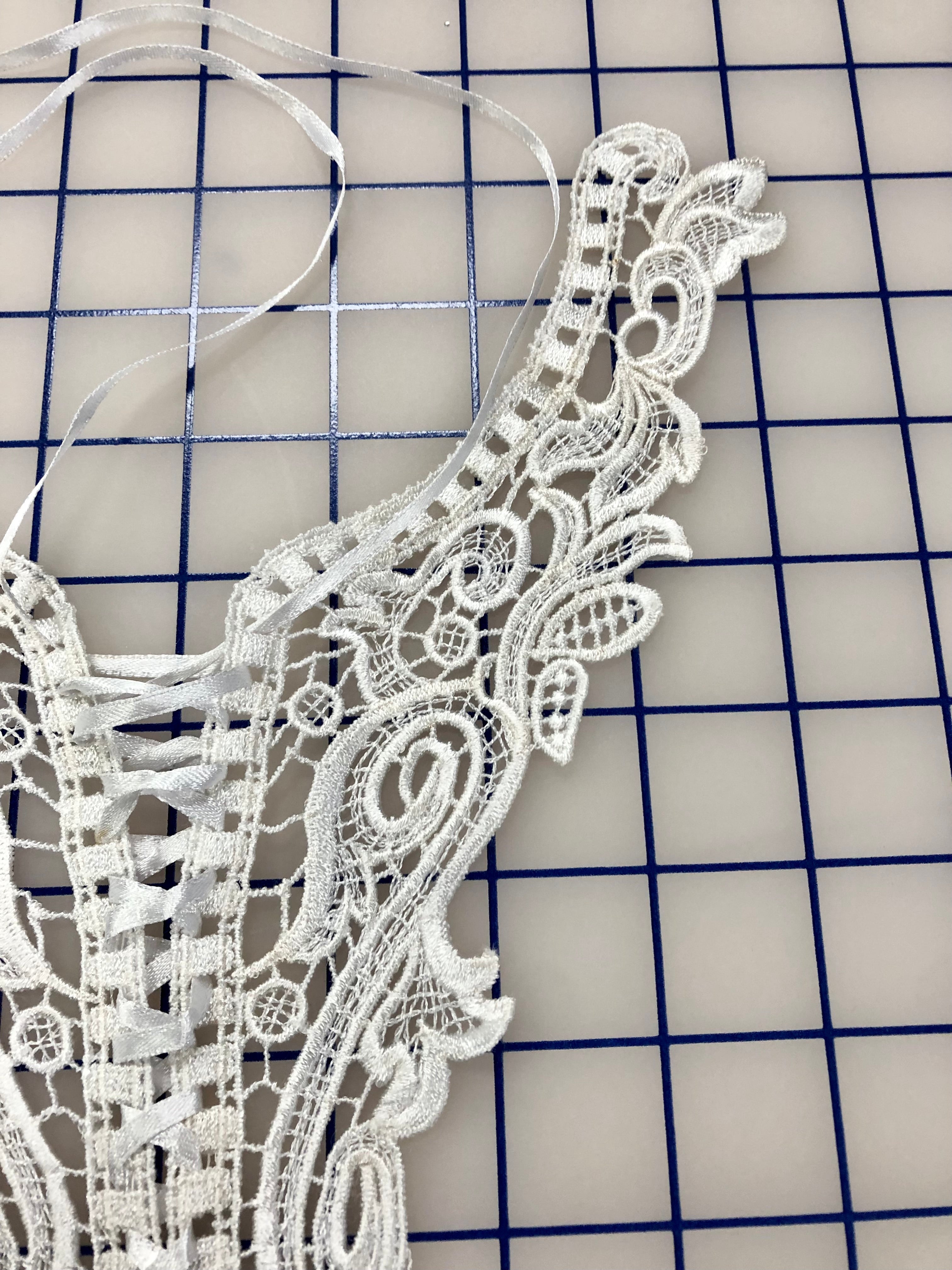 Elegant Winter White Venise Lace Corset Dress with Applique Details - Perfect for Weddings, Parties & Special Occasions