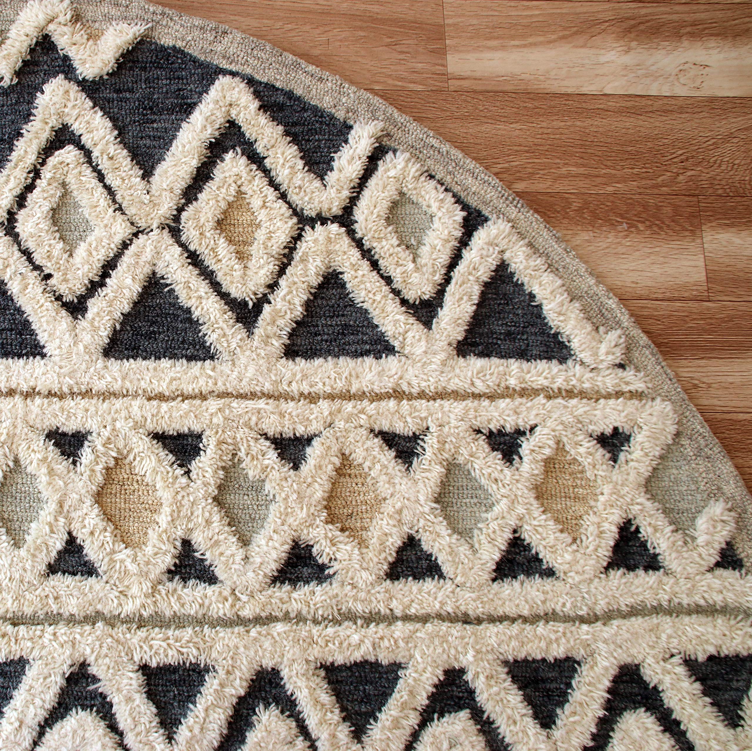 LR Home 6ft Round Indoor Natural Wool Area Rug - Hand Tufted Modern Farmhouse Boho Style for Bedroom, Living Room, Entryway & Playroom | Blue and Cream Home Decor Carpet | Perfect for Cozy Spaces, Nursery & Home Office