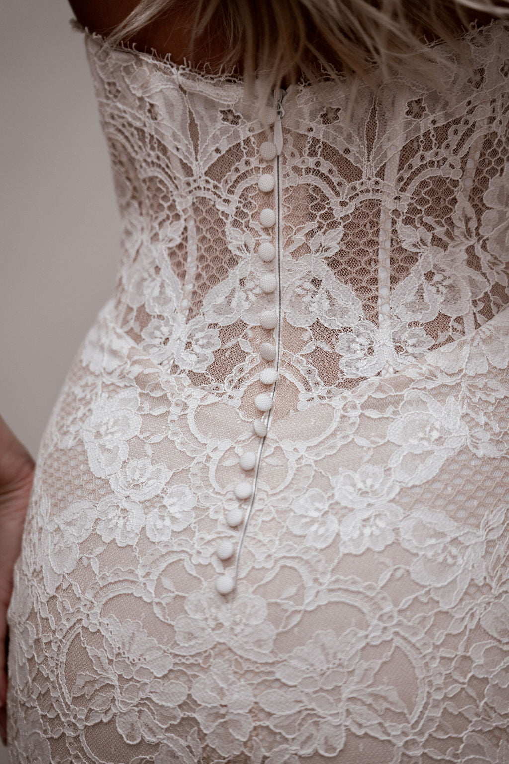 SAND LACE (STOCKIST) - Premium Lace Fabric for DIY Crafts, Wedding Dresses & Fashion Design - Perfect for Sewing, Costume Making & Home Decor Projects