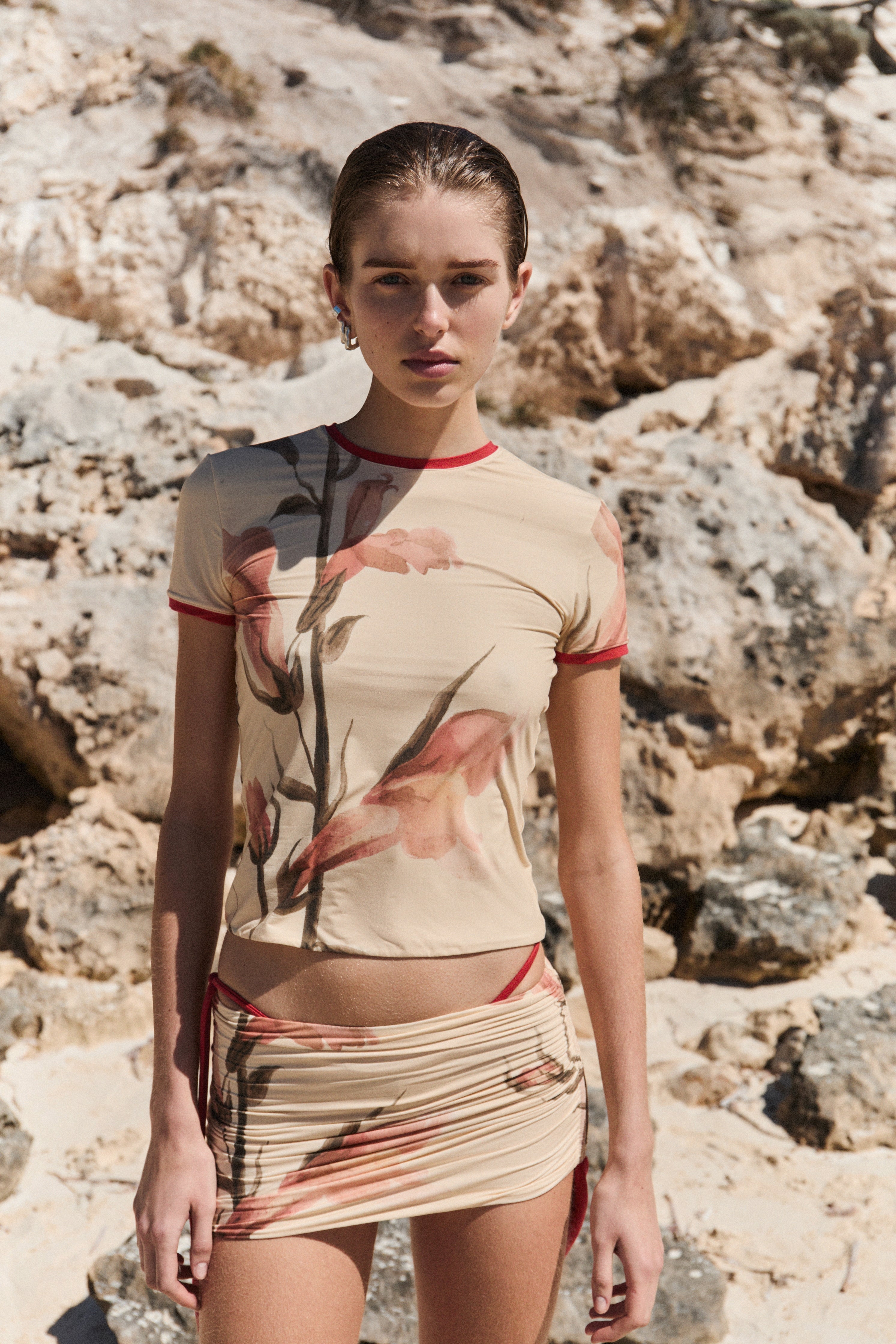 Stylish Hana Mini Skirt with Gladioli Floral Print - Perfect for Summer Outfits, Beach Vacations & Casual Dates