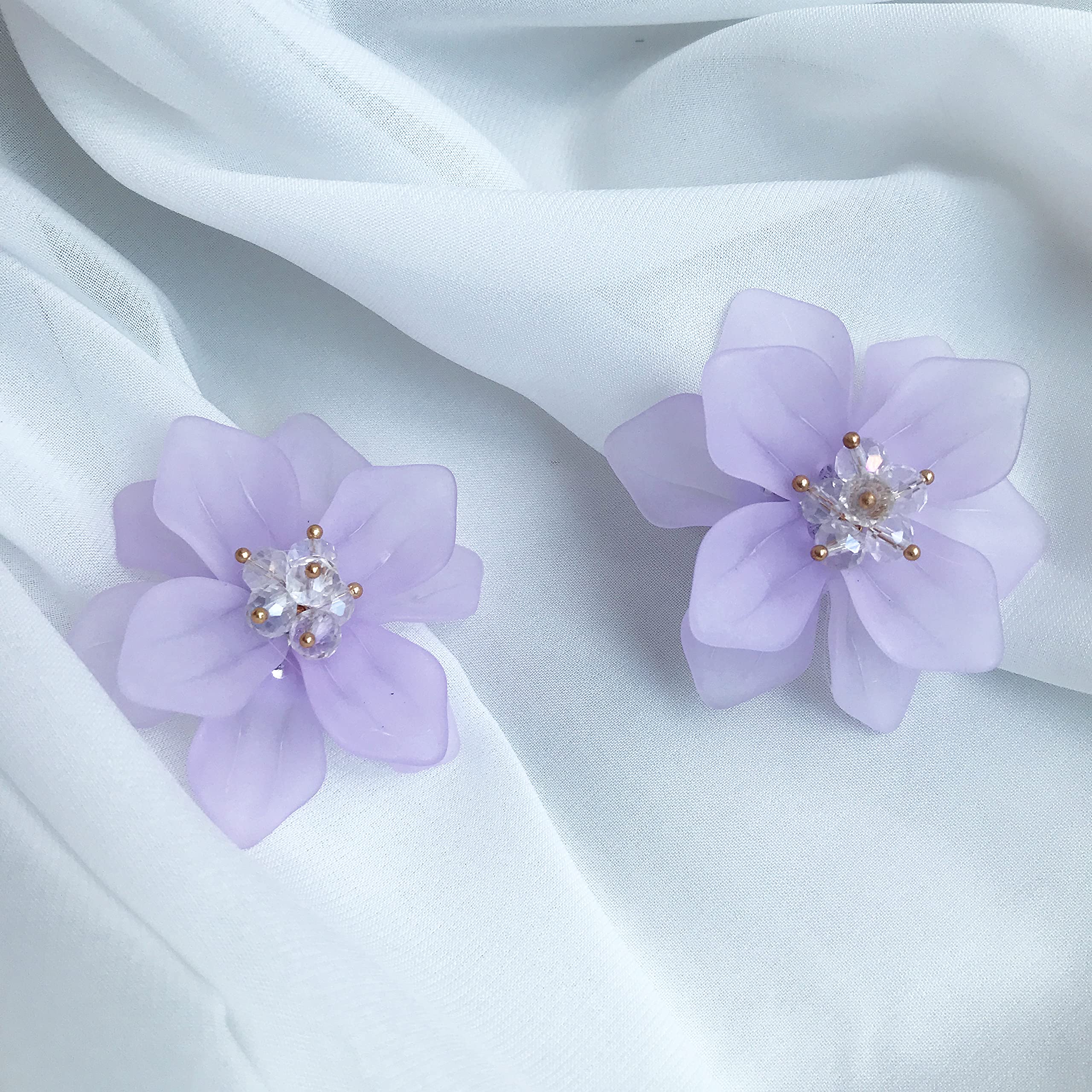 Handmade Bohemian Matte Resin Flower Stud Earrings - Elegant Acrylic Petal Dangle Drop Earrings for Women, Unique Statement Jewelry Gift for Birthday, Wedding & Special Occasions