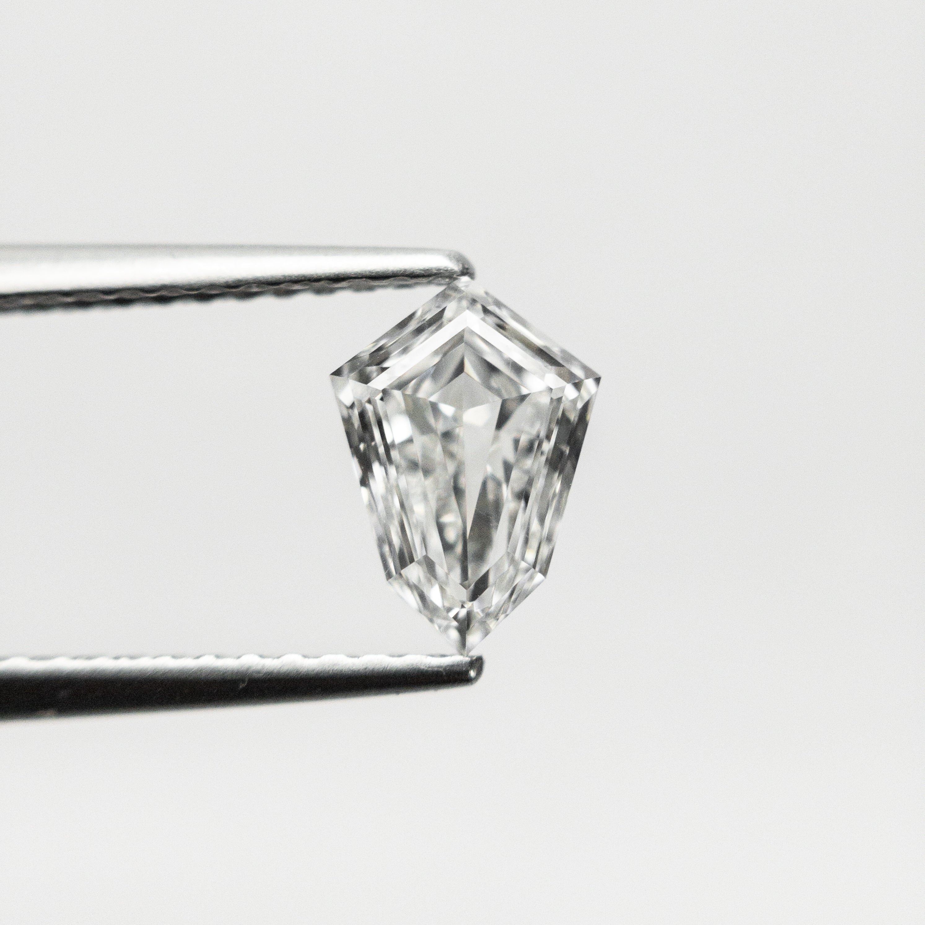 0.79ct Kite Step Cut Diamond (7.96x5.67x2.65mm) - VS2 Clarity, F Color - Elegant Engagement Ring Center Stone for Unique Jewelry Designs