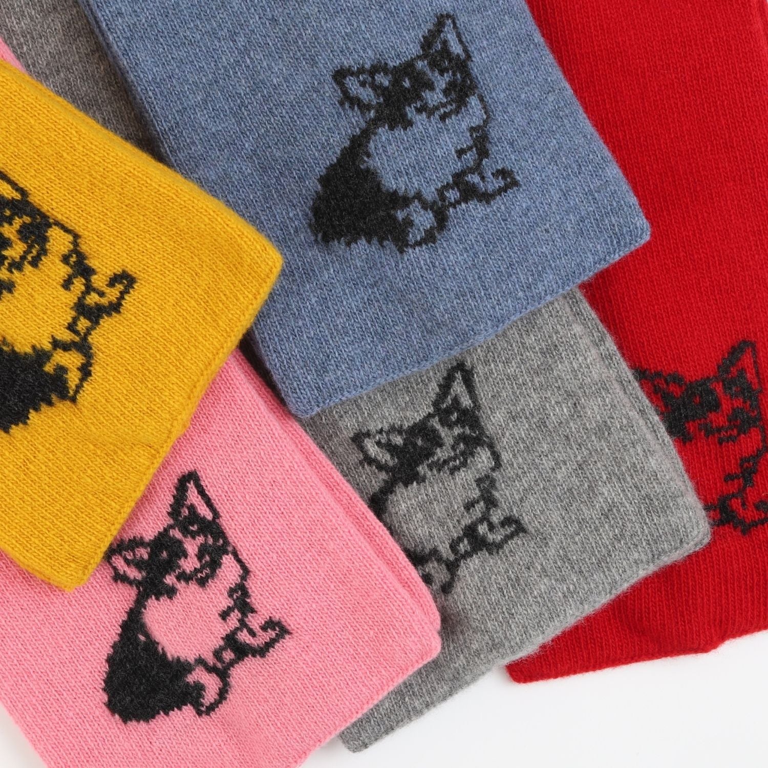 Unisex Corgi Dog Wool Scarf - Warm Winter Fashion Accessory for Men & Women - Perfect for Cold Weather, Outdoor Activities, and Dog Lovers