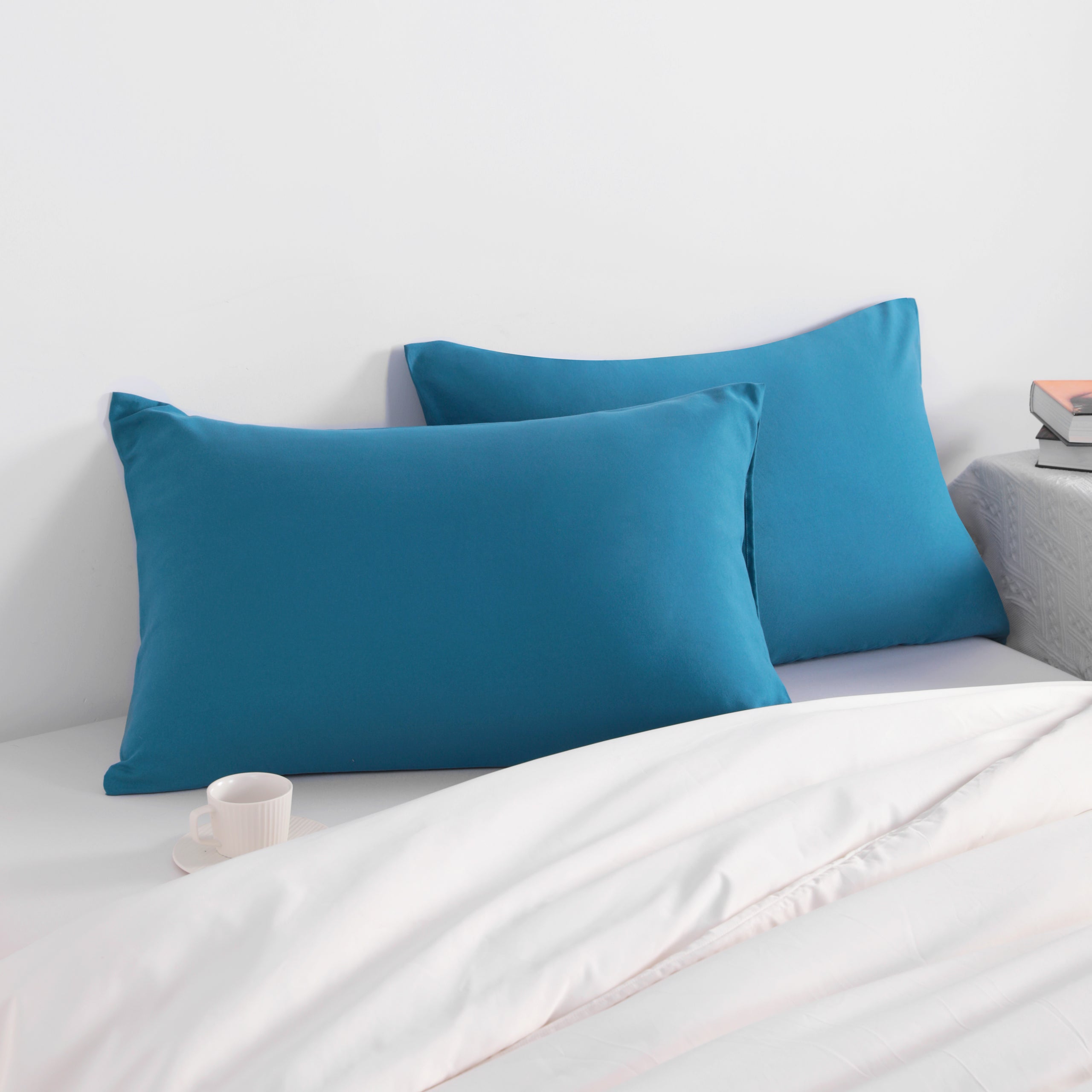2 Pack Microfiber Queen Pillowcases with Envelope Closure - Soft Hypoallergenic Pillow Covers for Bedroom, Hotel & Travel - NTBAY®