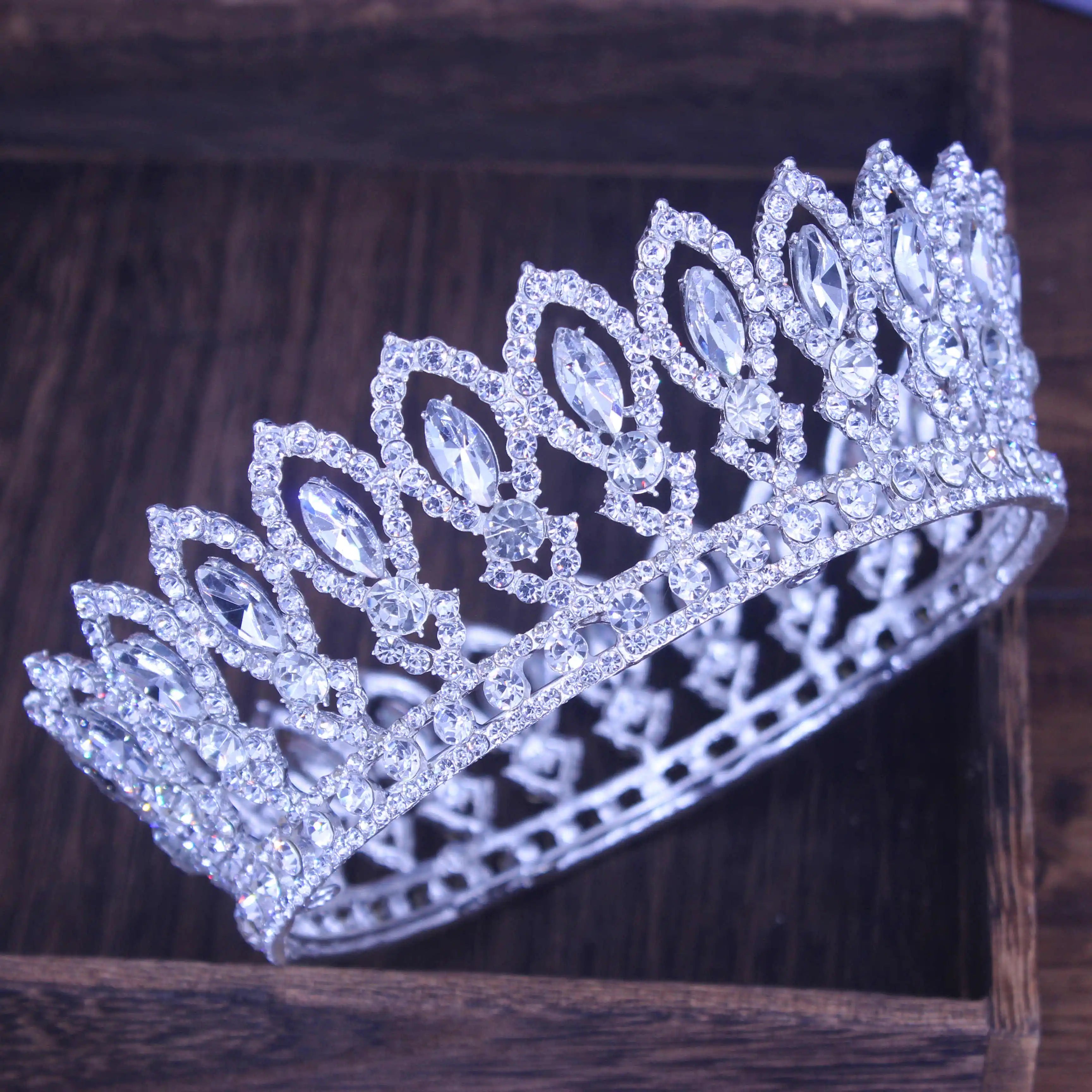 Crystal Queen Wedding Tiara Crown - Baroque Bridal Headpiece for Women | Elegant Bride Hair Jewelry Accessories for Weddings, Pageants & Special Occasions