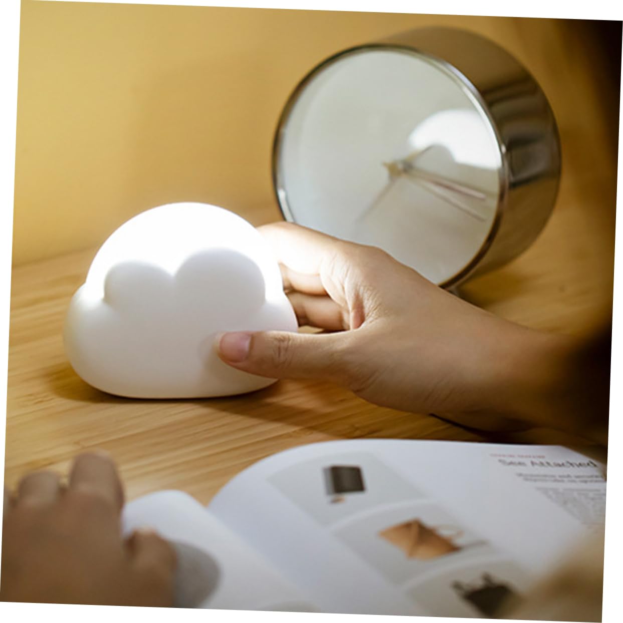 Artibetter 4-Pack LED Cloud Night Light with Motion Sensor - USB Rechargeable Bedside Lamp for Nursery, Kids Room & Home Decor - Soft Glow for Nighttime Feeding, Bathroom Safety & Relaxing Ambience