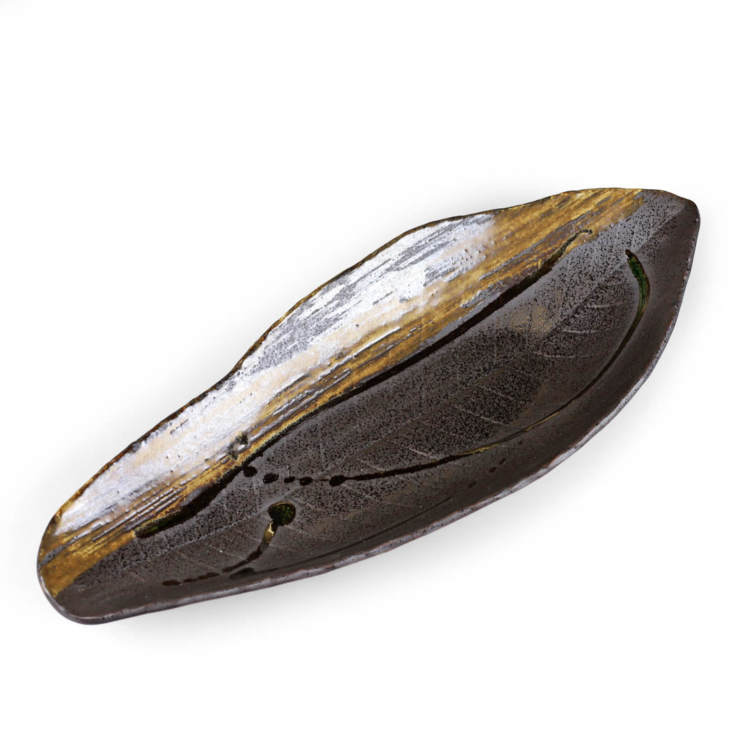 Hoba Leaf Shaped Large Serving Platter - 16.9 x 7.1 Inches - Elegant Bamboo Leaf Tray for Sushi, Appetizers, Cheese & Charcuterie - Perfect for Dinner Parties, Weddings & Japanese Themed Events