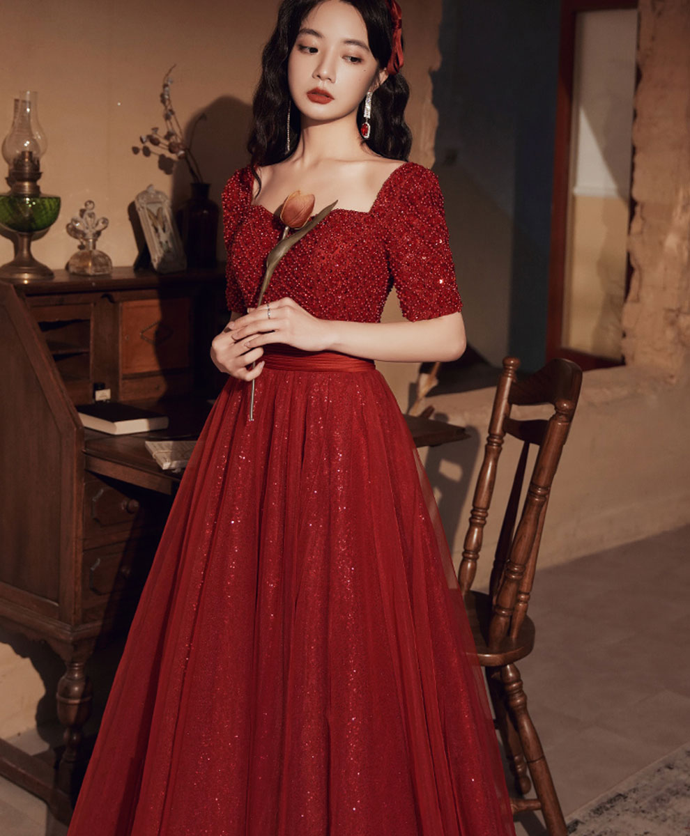 Elegant Burgundy Aline Beaded Long Prom Dress with Tulle Skirt - Perfect for Homecoming, Formal Dances & Special Occasions