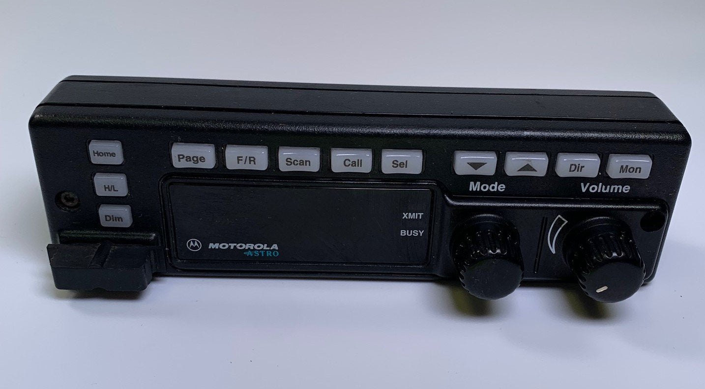 Motorola ASTRO CH W4 Remote Head for XTL5000 Radios - Secure & Durable Communication Solution for Public Safety & Emergency Responders
