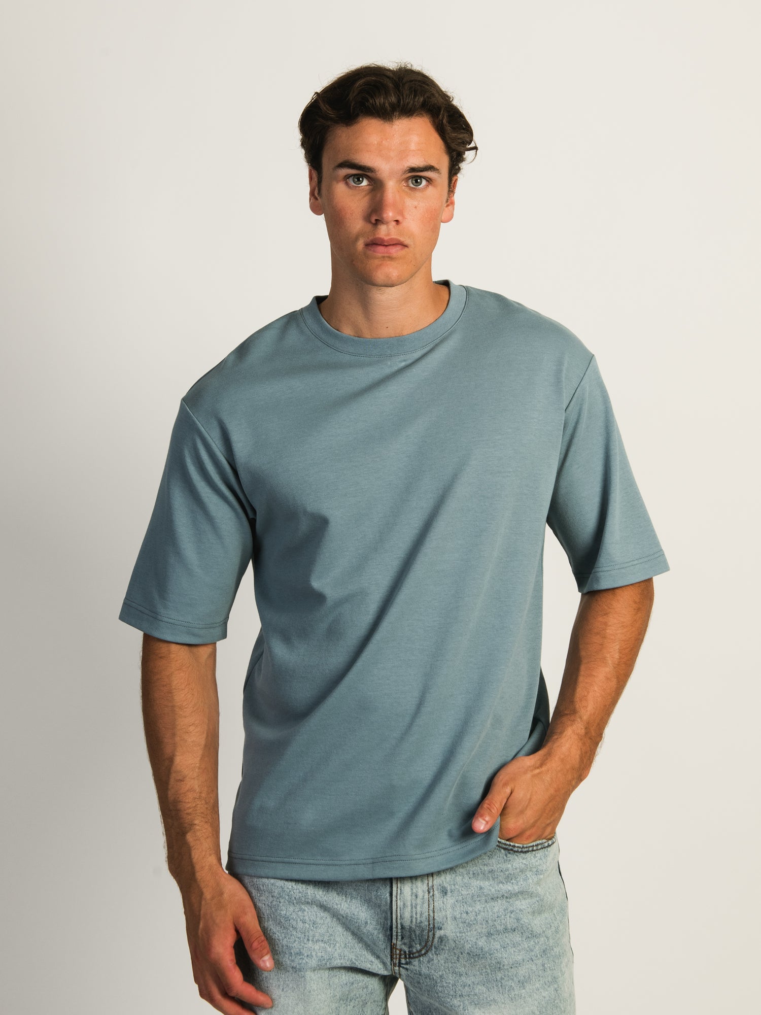 BOXY FIT TEE - Soft Oversized Cotton T-Shirt in Citadel Blue | Women's Casual Streetwear Top for Everyday Wear