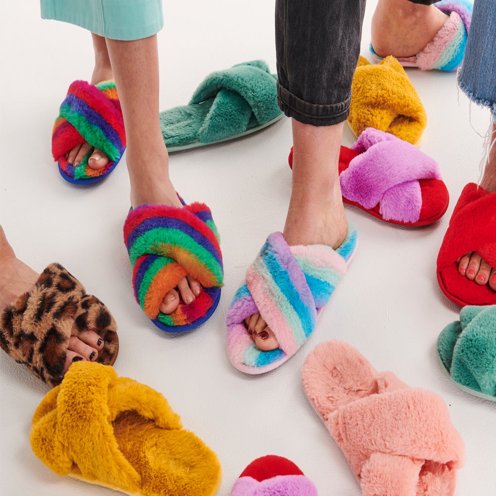 Comfortable Unicorn Slippers for Women - Soft Plush House Shoes for Indoor Relaxation & Cozy Home Wear