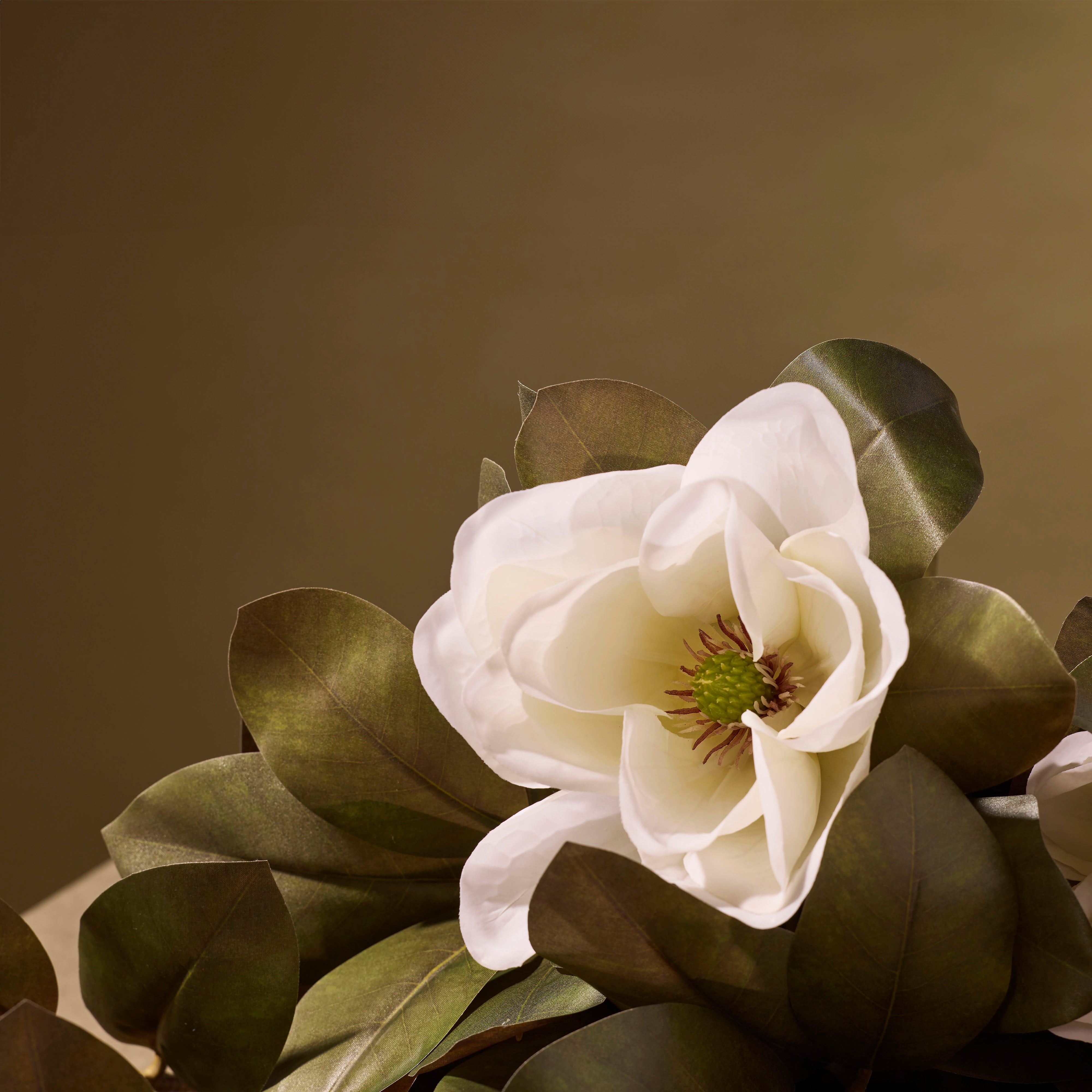 Magnolia Grandiflora Artificial Flower Stems - 6 Pack Fake Southern Magnolia Branches for Home Decor, Wedding Centerpieces, and Floral Arrangements