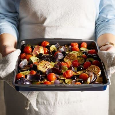 Premium Lakeland Multi-Purpose Rectangular Baking Tray 35.5x25.5cm - Non-Stick Oven Pan for Cakes, Roasts & Cookies - Perfect for Home Baking, Holiday Cooking & Meal Prep