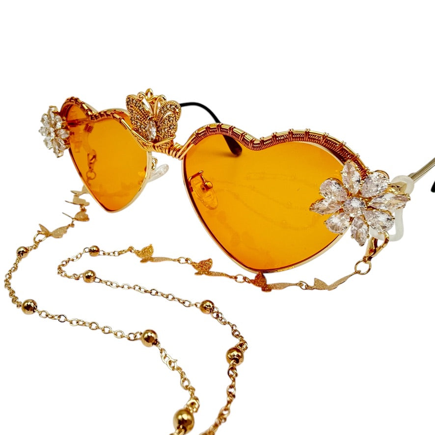 Elegant Butterfly Pendant Necklace with Chain - Perfect for Women's Jewelry, Gift Giving & Special Occasions