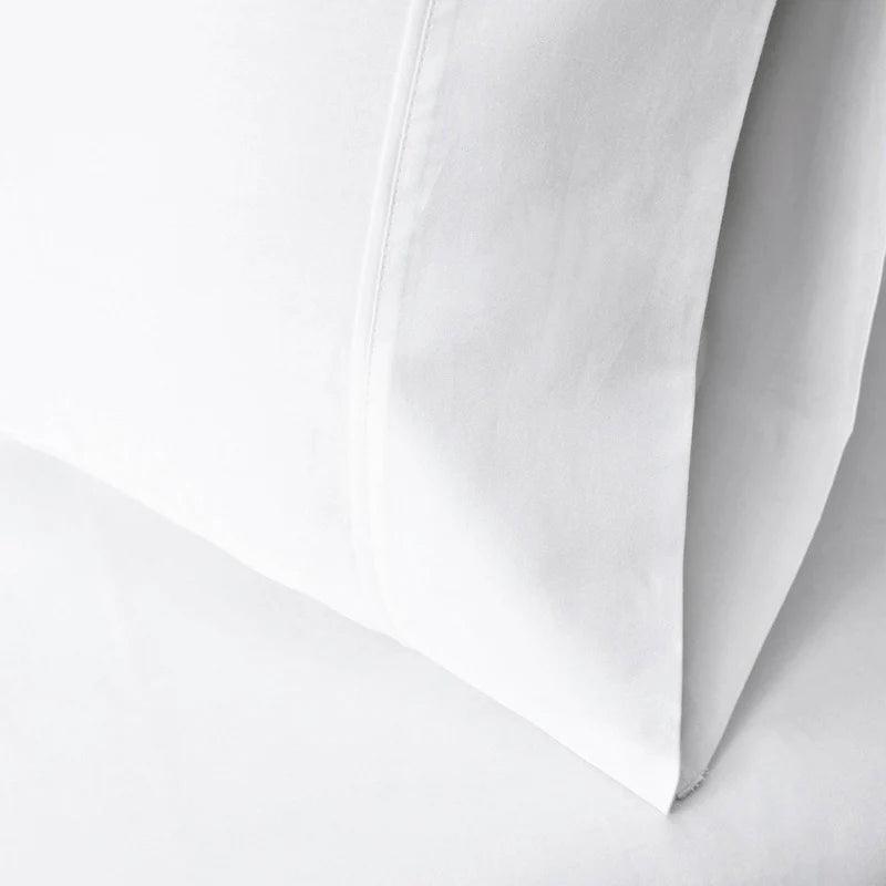 Premium 530 Thread Count Egyptian Cotton Pillowcase Set of 2 - Ultra Soft & Breathable Luxury Bedding for Hotels, Home & Gifts (White)