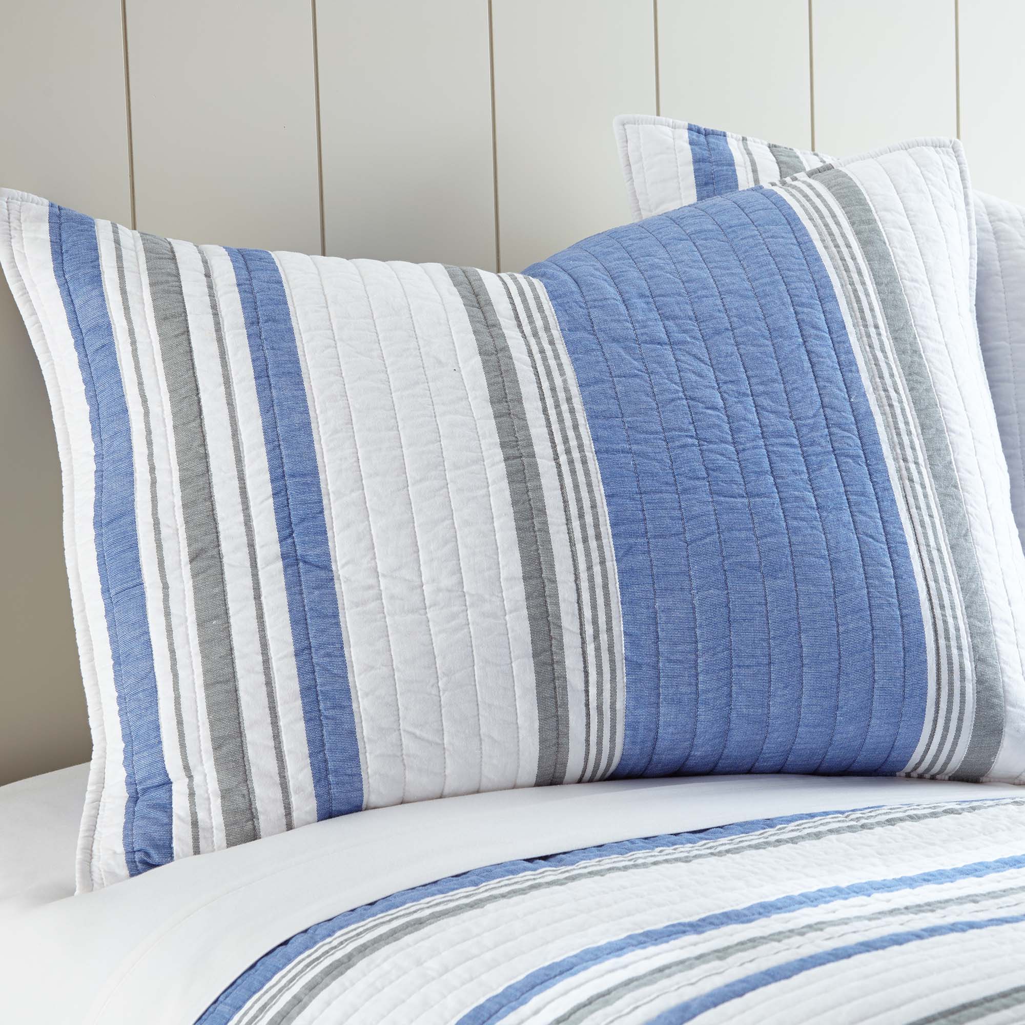 St Bart Stripe Quilt Set - Queen Size Coastal Blue & White Striped Bedding - Soft Breathable Cotton Quilt Cover for Beach House, Guest Room & Coastal Decor