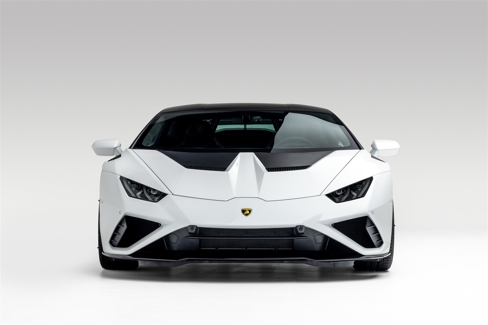 Lamborghini Huracan EVO 2WD Monza Aero Program CB 01 - High Performance Sports Car for Racing Enthusiasts | Perfect for Track Days and Supercar Events