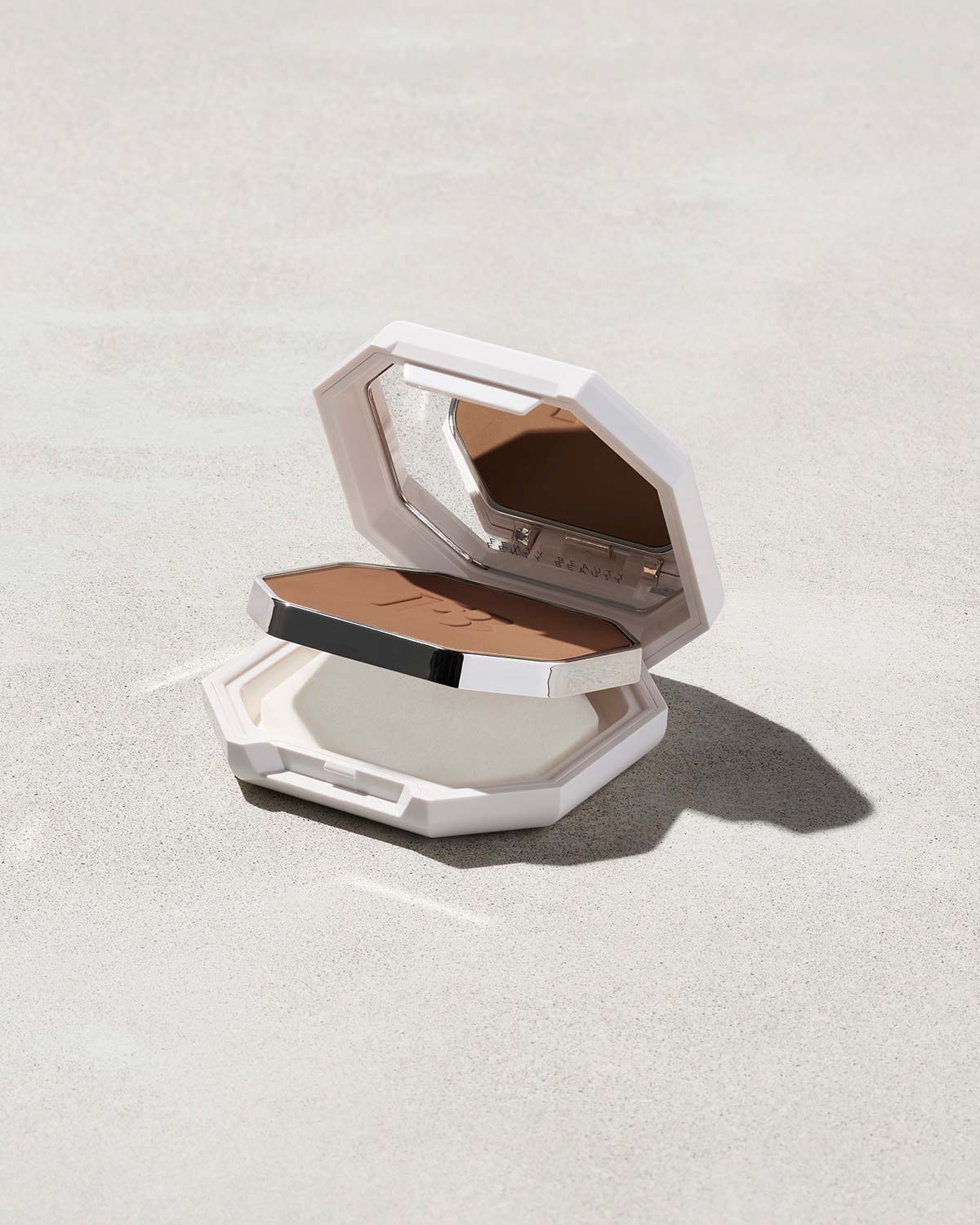 Pro Filt'r Soft Matte Powder Foundation - #190 - Oil Control & Long-Lasting Coverage for Flawless Skin | Perfect for Daily Wear & Special Occasions