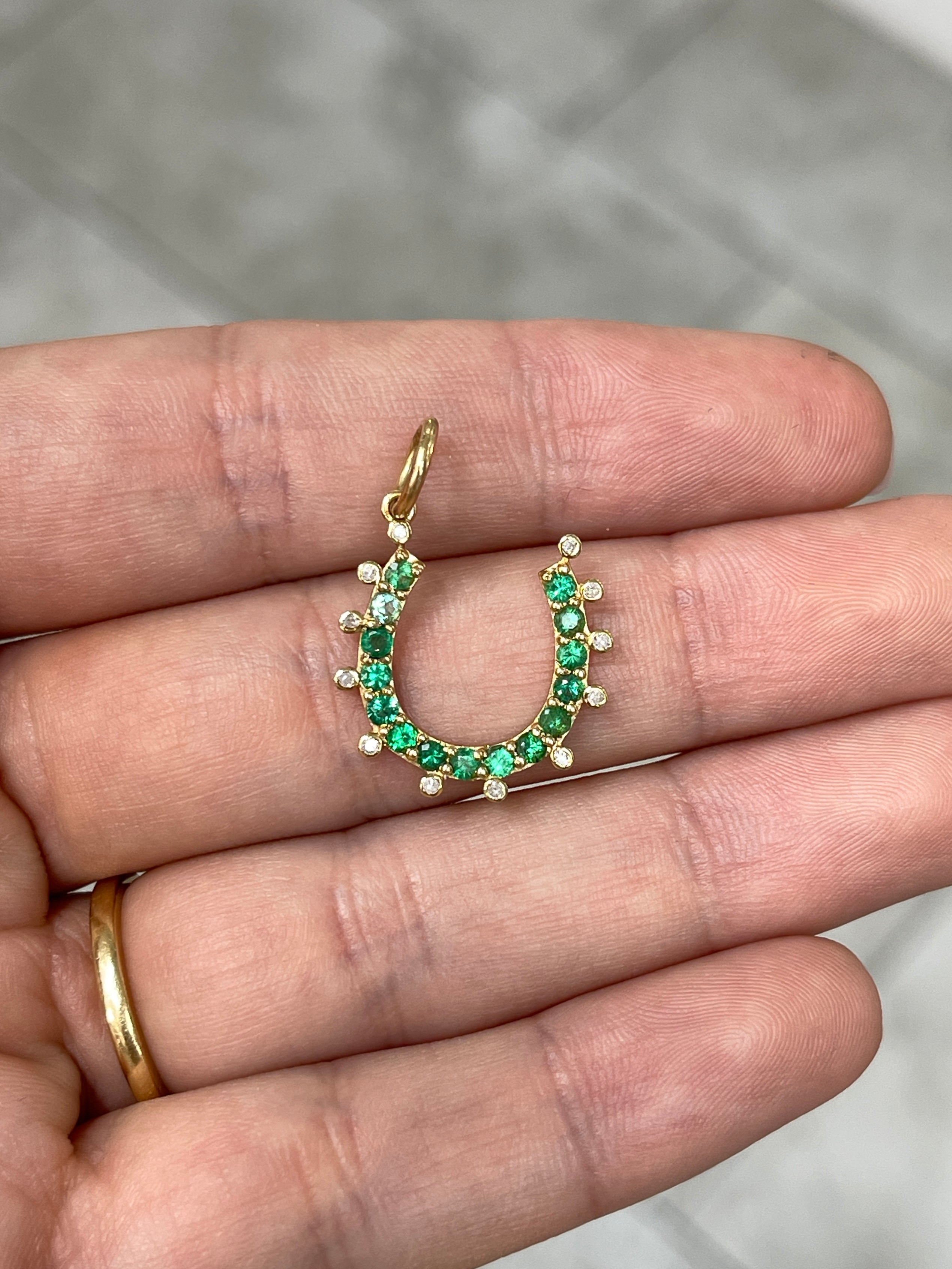 0.98tcw 14K Gold Emerald & Diamond Horseshoe Pendant Necklace for Women - Elegant Lucky Charm Jewelry Gift for Birthday, Anniversary & Special Occasions