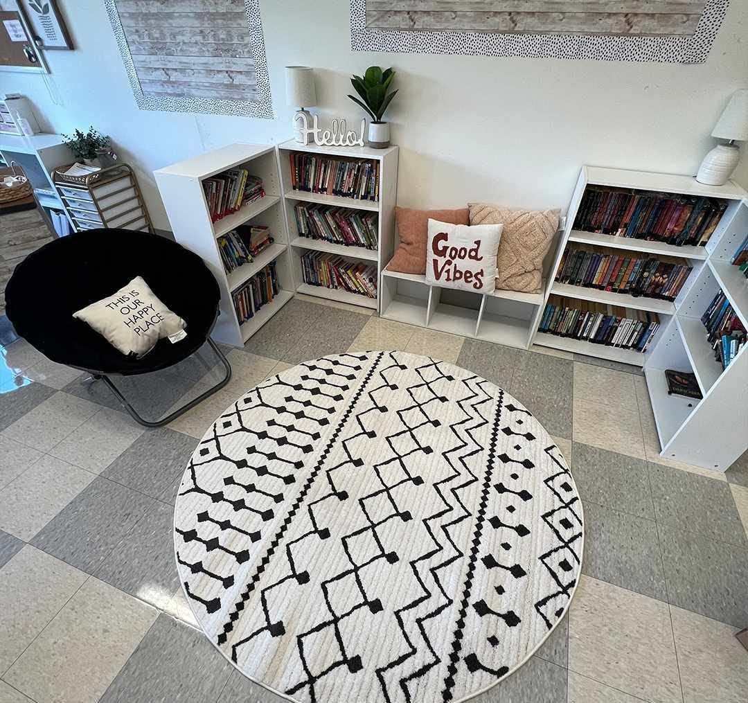 Bohemian Moroccan Geometric Shag Area Rug - High Pile Black & White Charcoal 5'3