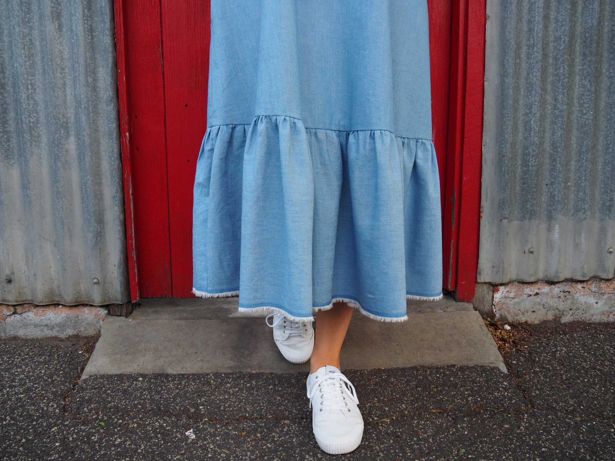 Premium Bleached Chambray Fabric - Soft & Lightweight Cotton Material for Shirts, Dresses & DIY Sewing Projects | Perfect for Summer Fashion & Home Decor