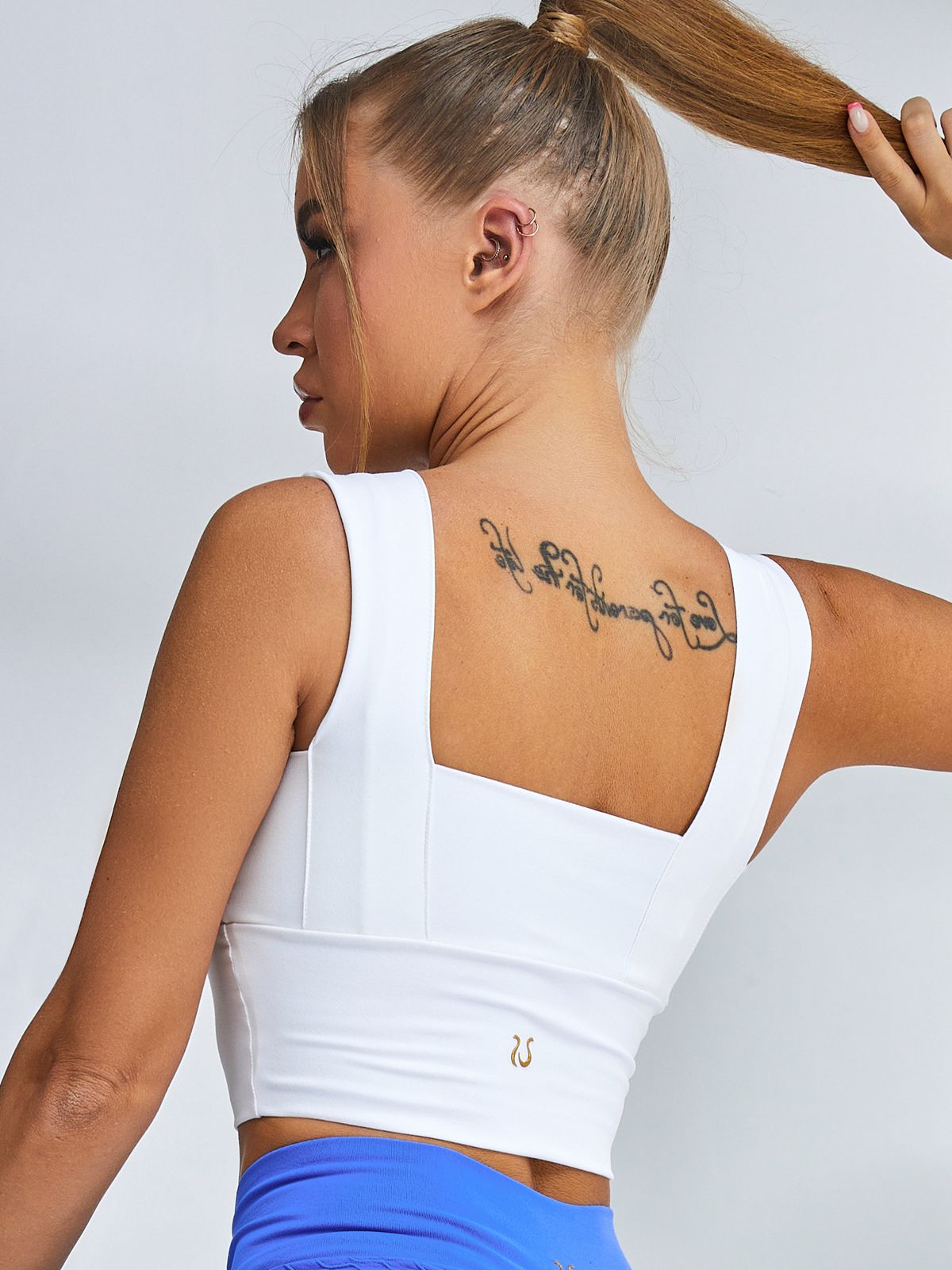ZASUWA Women's Wide Shoulder Strap Sports Bras - High Support Workout Bra for Running, Yoga & Gym - Comfortable & Breathable Activewear for Fitness & Training