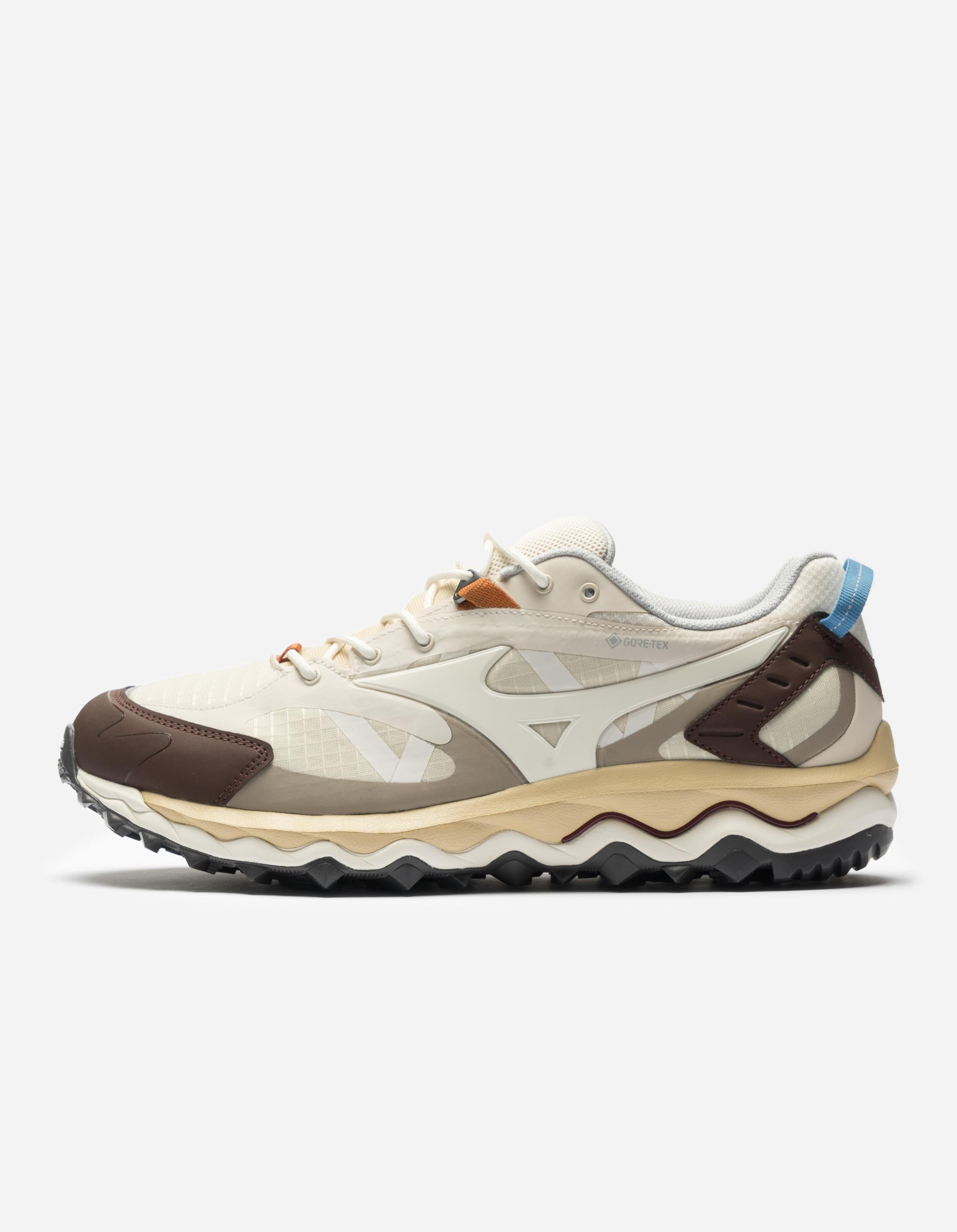 Mizuno Wave Mujin TL GTX Trail Running Shoes for Men - Summer Sand/Pristine/Chicory Coffee - Perfect for Hiking, Outdoor Adventures & Trail Running