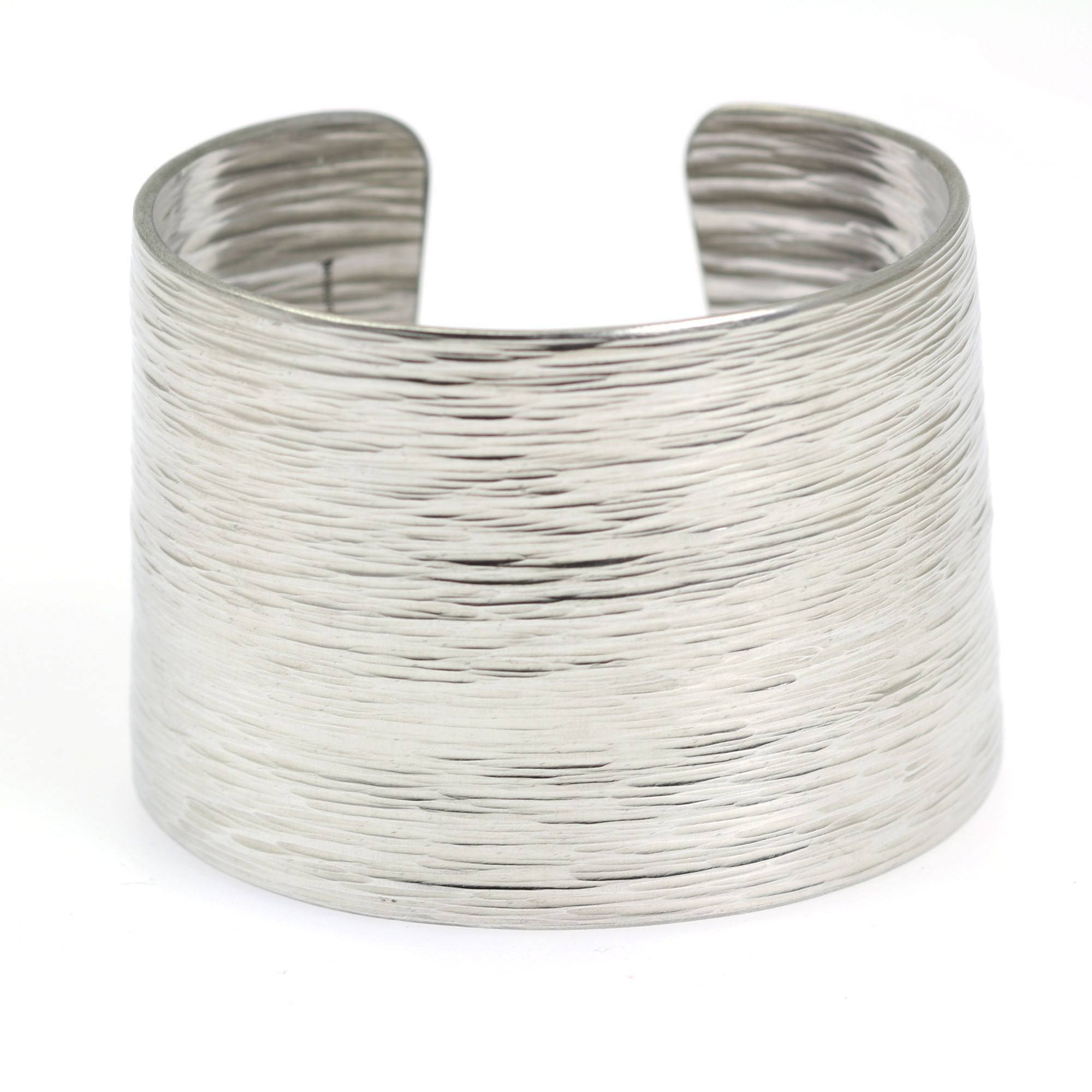Stylish Aluminum Bark Cuff Bracelet - Wide Silver Tone Bangle for Women | Perfect for Casual Wear, Boho Outfits & Everyday Fashion Accessories