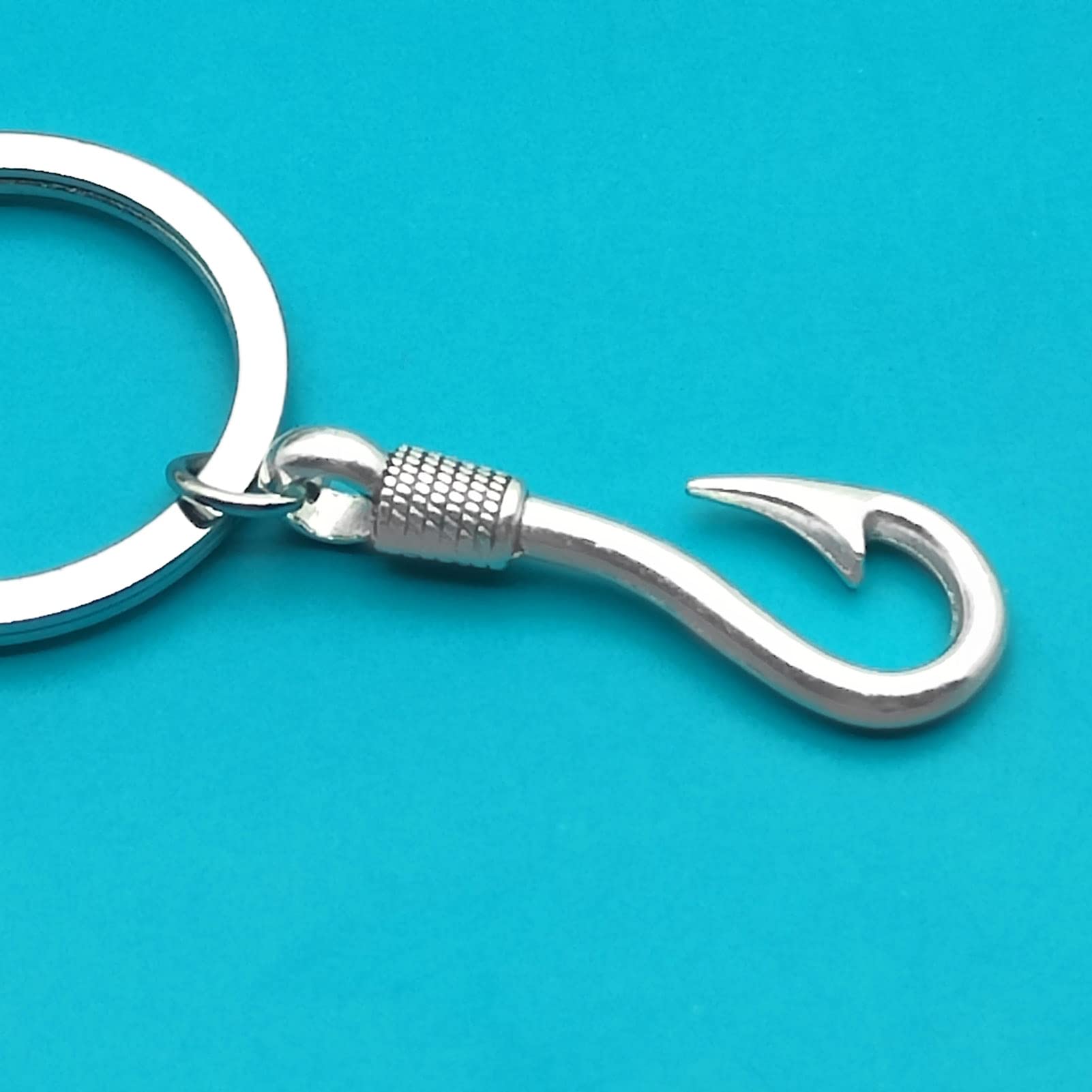 Hooked On You Keychain - Romantic Gifts for Boyfriend, Fiance, Husband - Christmas, Birthday, Valentine's Day, Anniversary, Father's Day Presents - Perfect for Couples, Long Distance Relationships & Special Occasions
