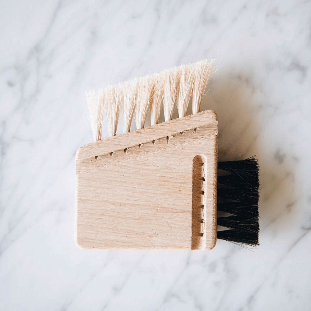 Computer Keyboard Cleaning Brush - Dust & Crumbs Removal Tool for PC, Laptop, Mac - Perfect for Home, Office & Gaming Setup Maintenance