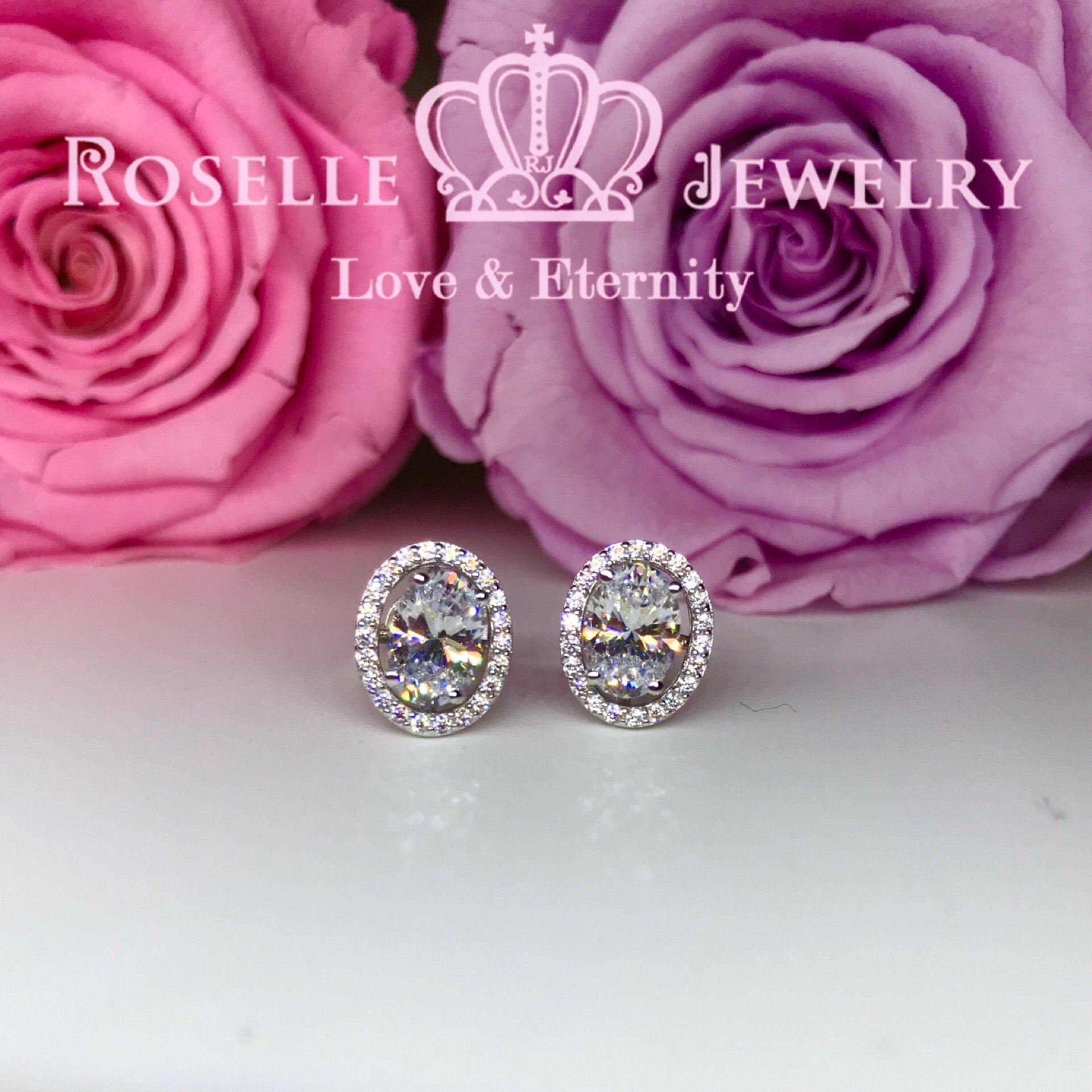 Elegant Detachable Oval Halo Stud Earrings for Women | 14K Gold Plated Cubic Zirconia Bridal Jewelry | Perfect for Weddings, Parties & Special Occasions