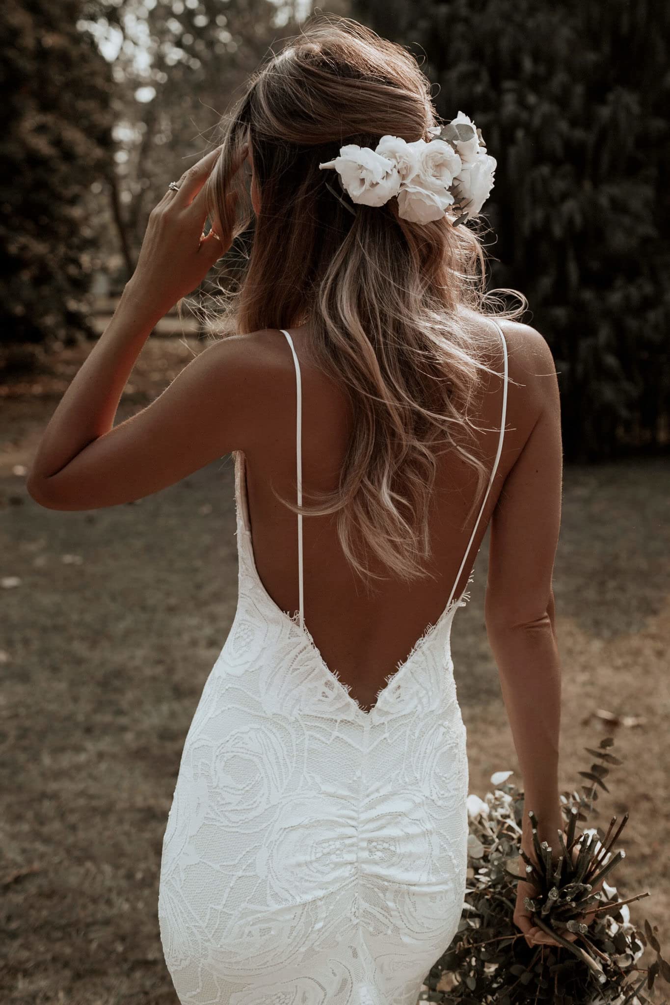 Elegant 2024 Women's Lace Mermaid Wedding Dress with Long Sleeves - Beach Bride Gowns for Destination Weddings & Formal Evening Events