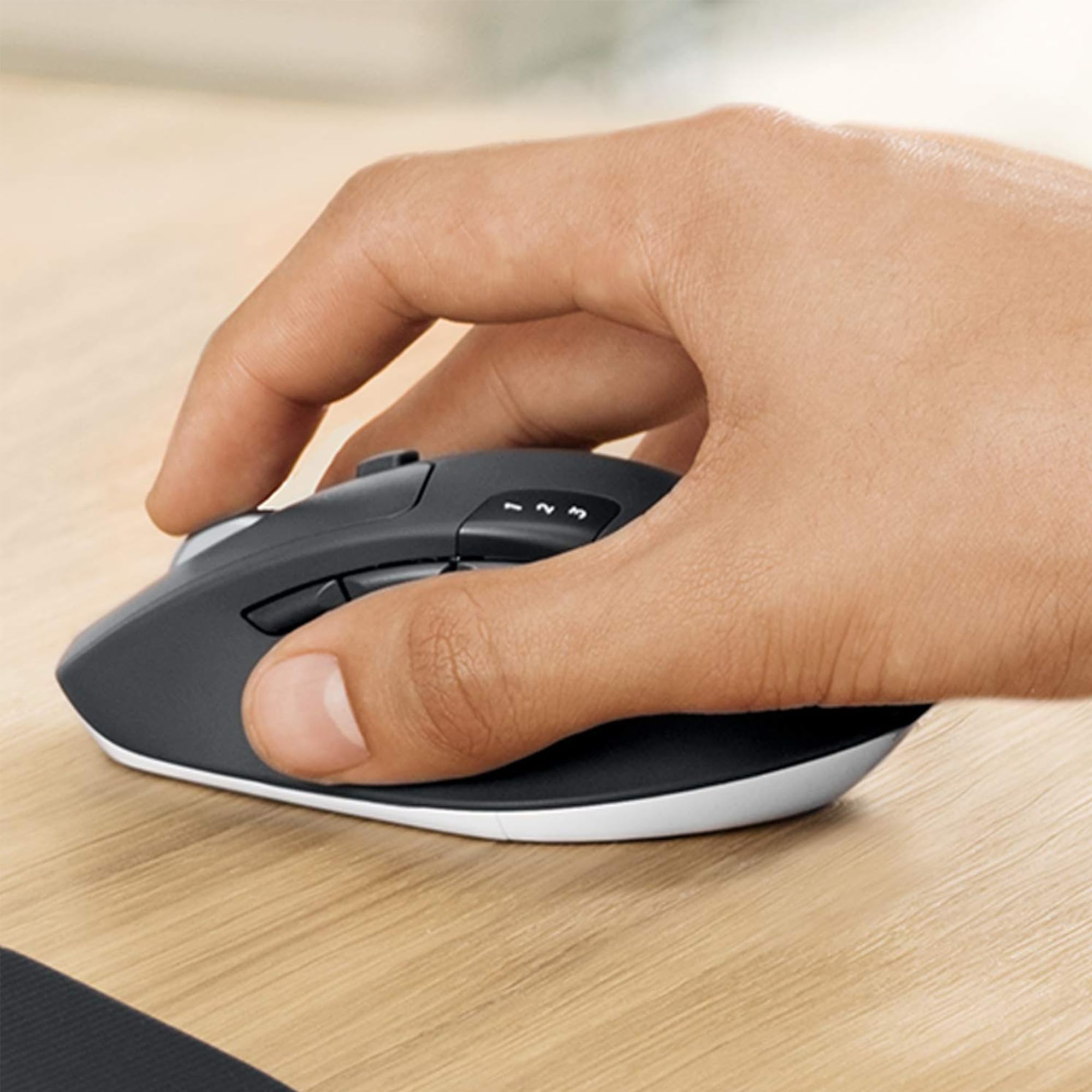 Logitech MK850 Wireless Keyboard and Mouse Combo - Ergonomic Full-Size Keyboard with 2.4GHz USB Receiver for PC/Mac - Perfect for Office Work, Gaming & Home Computing