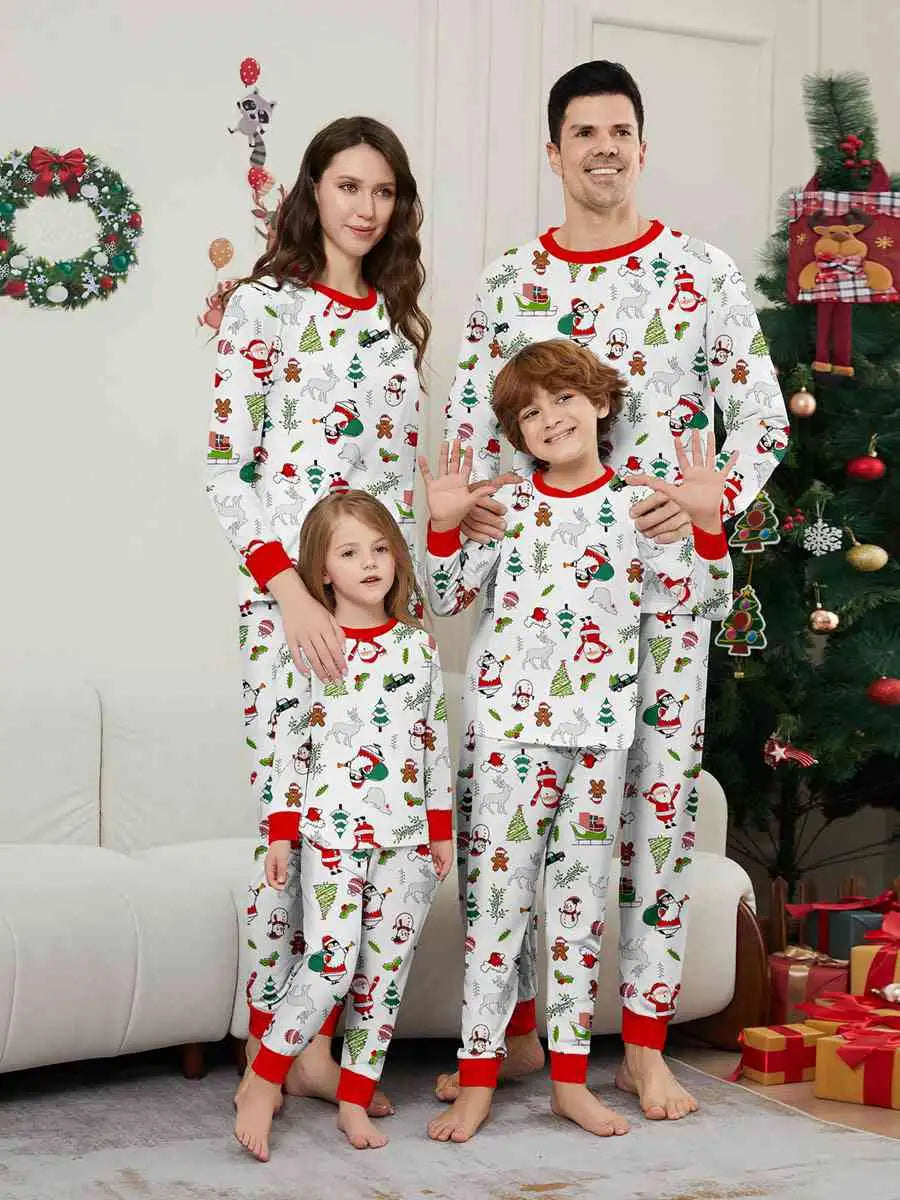 Printed Christmas Matching Family Pajamas Set - Cozy Holiday PJS for Family Photos & Festive Gatherings