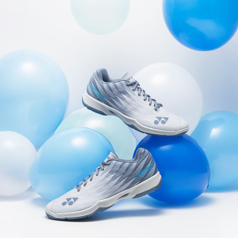 Yonex Aerus Z2 Women's Badminton Shoes - Lightweight & Breathable Mint Green Court Shoes for Indoor Sports & Training