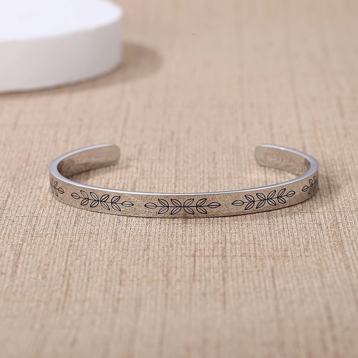 Personalized Cuff Bracelets for Women & Teen Girls - Best Friend, Sister, Mom, Daughter, Granddaughter, Cousin - Custom Birthday, Mother's Day, Christmas & Easter Jewelry Gifts - Perfect for Everyday Wear, Special Occasions & Matching Friendship Jewelry