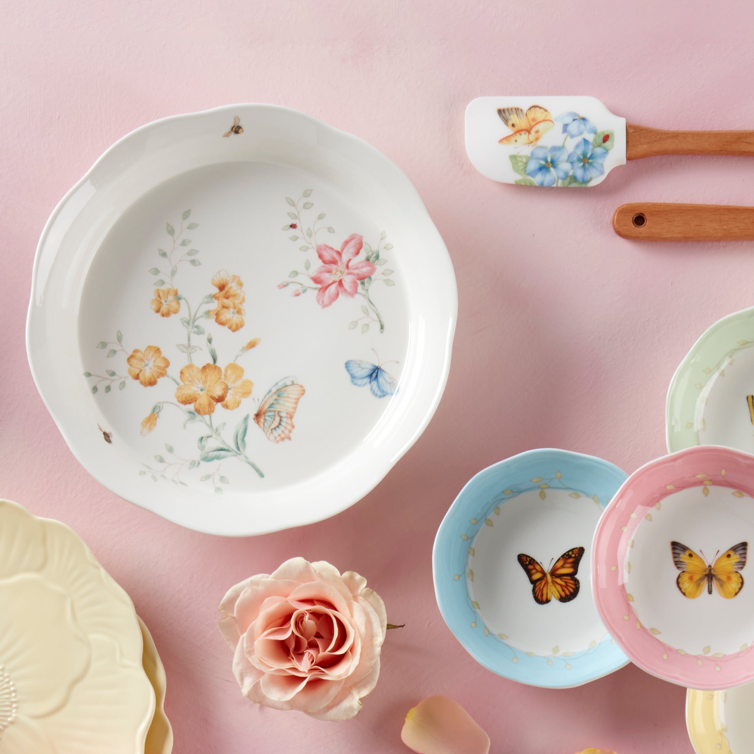 Butterfly Meadow Pie Dish - 9 Inch Ceramic Baking Dish for Pies, Quiches & Tarts | Elegant Floral Design | Oven, Microwave & Dishwasher Safe | Perfect for Holidays, Parties & Family Gatherings