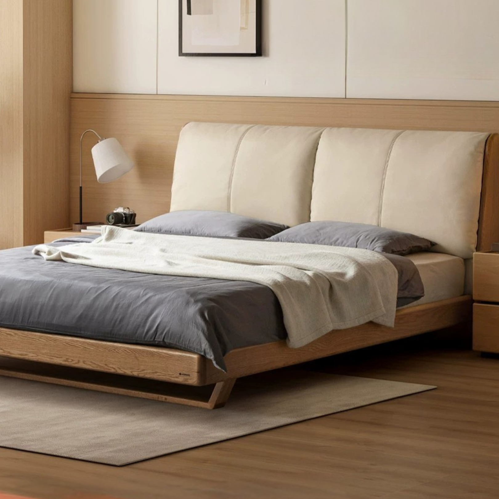 Italian Light Luxury Oak & Ash Solid Wood Leather Upholstered Suspended Bed - Elegant Master Bedroom Furniture for Modern Home Decor