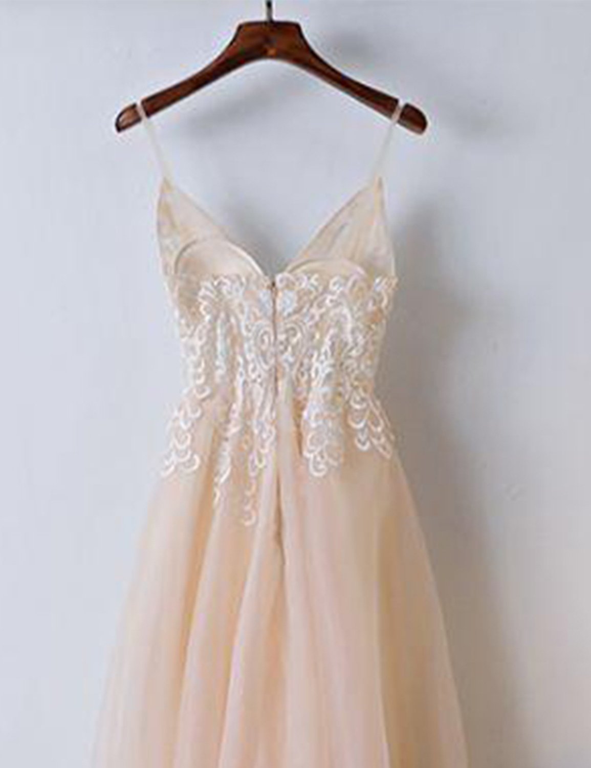 Elegant Sexy Spaghetti Strap Prom Dress with Lace & Tulle - Women's Formal Party Gown for Homecoming, Bridesmaid, Evening Gala & Special Occasions