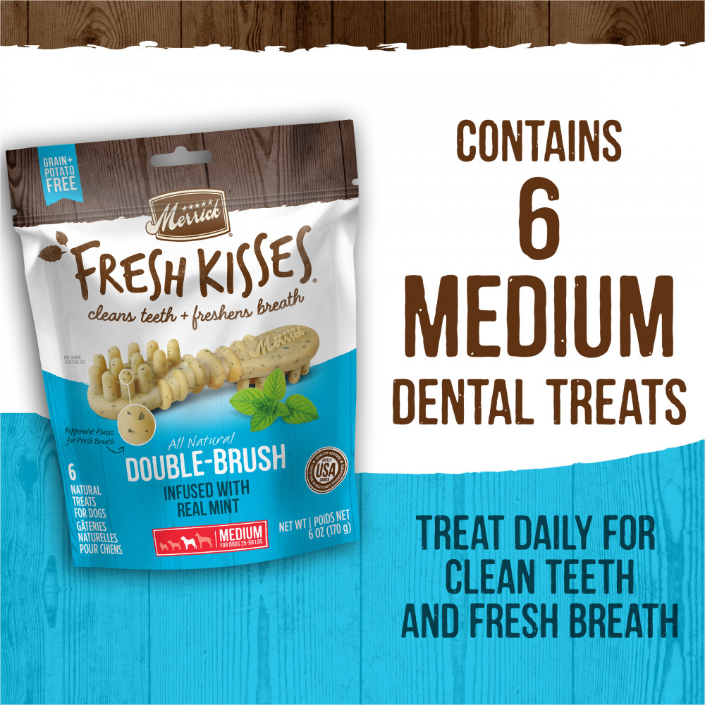 Merrick Fresh Kisses Dog Dental Treats with Mint Breath Strips - Natural Teeth Cleaning Chews for Medium Dogs - Freshens Breath & Reduces Plaque - Perfect for Daily Oral Care & Training Rewards